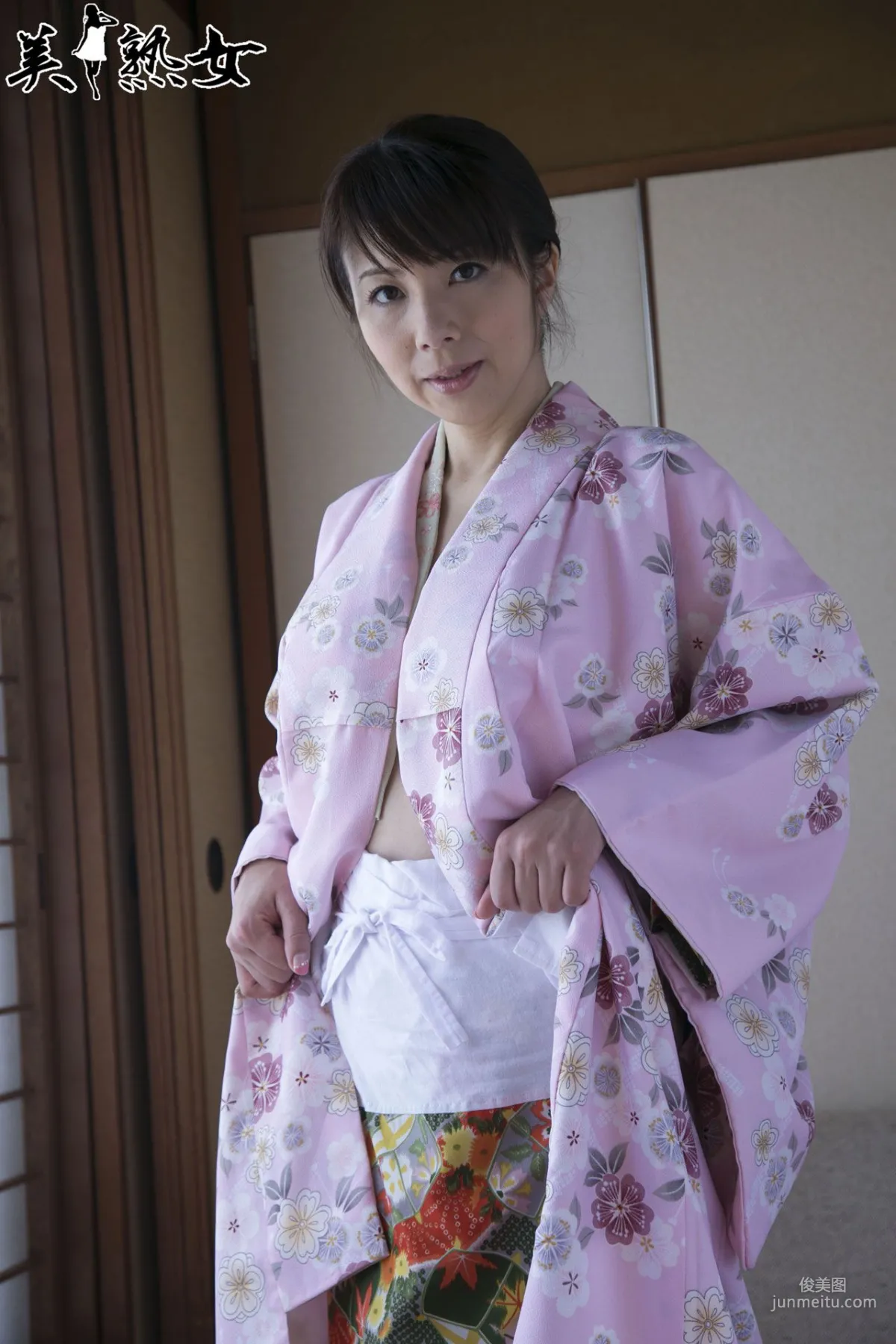 [X-City] Mature Woman [JUKUJO] Kimika Ichijo Photo Set photo 17