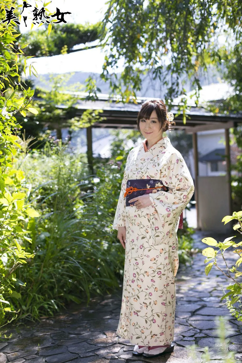 [X-City] [JUKUJO] Popular Mature Woman Yuu Kawakami 3 Photo Set photo 4