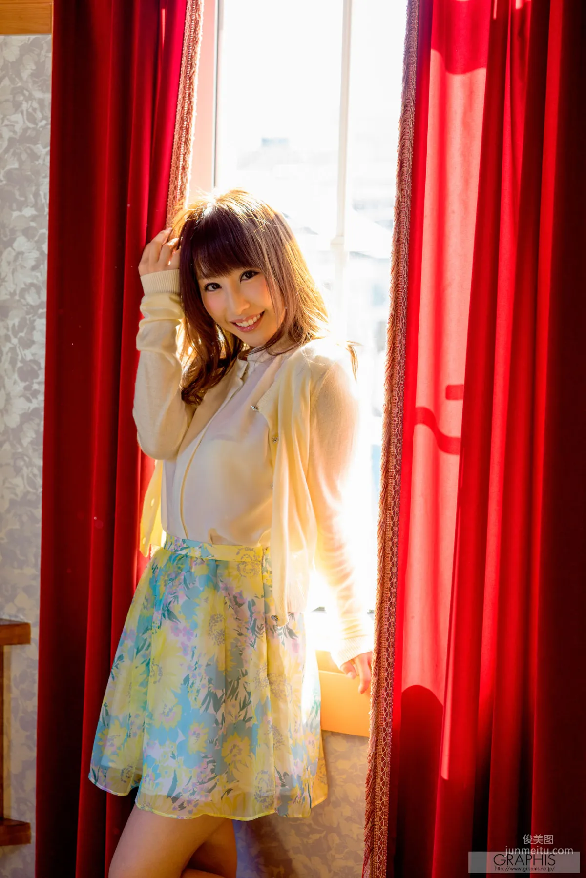 あやみ旬果《Beautiful Body》 [Graphis] Gals 写真集47