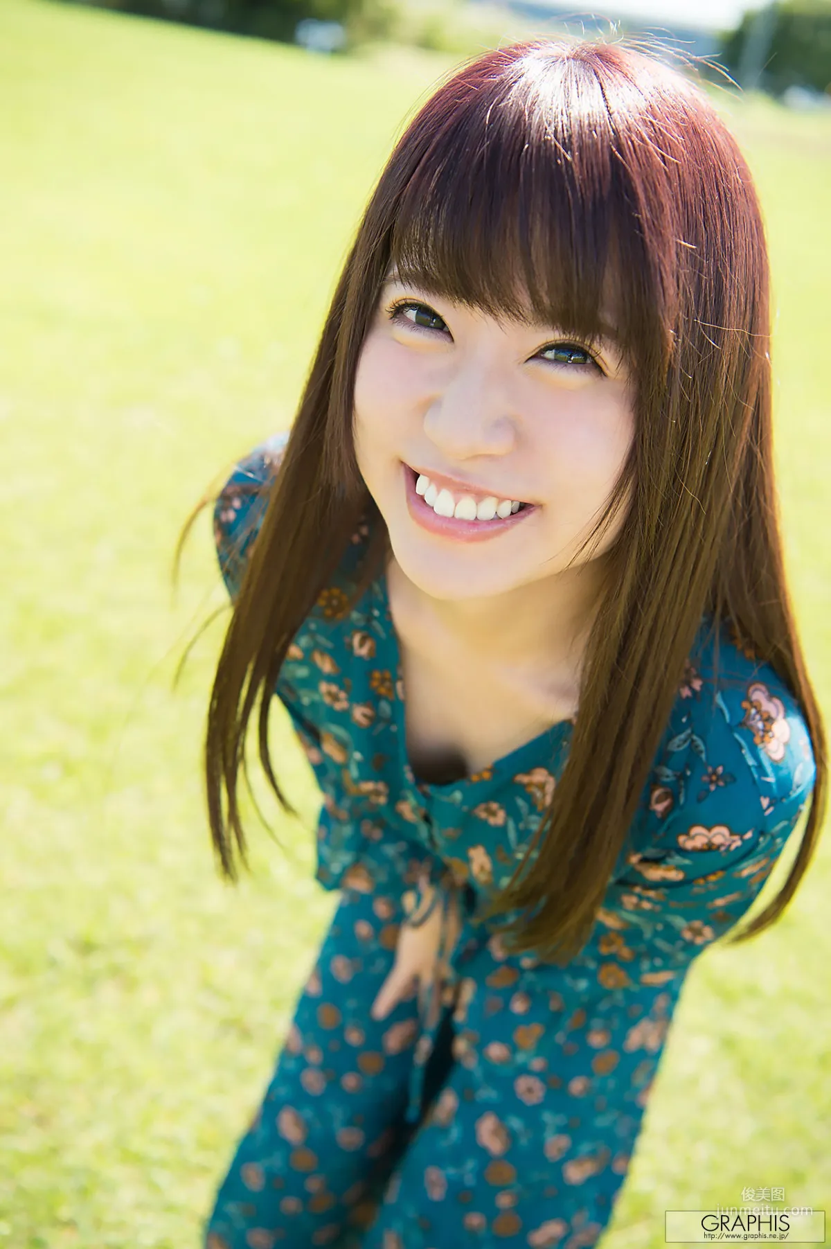 初美りん/初美鈴《Look at me!》 [Graphis] Gals 寫真集 6