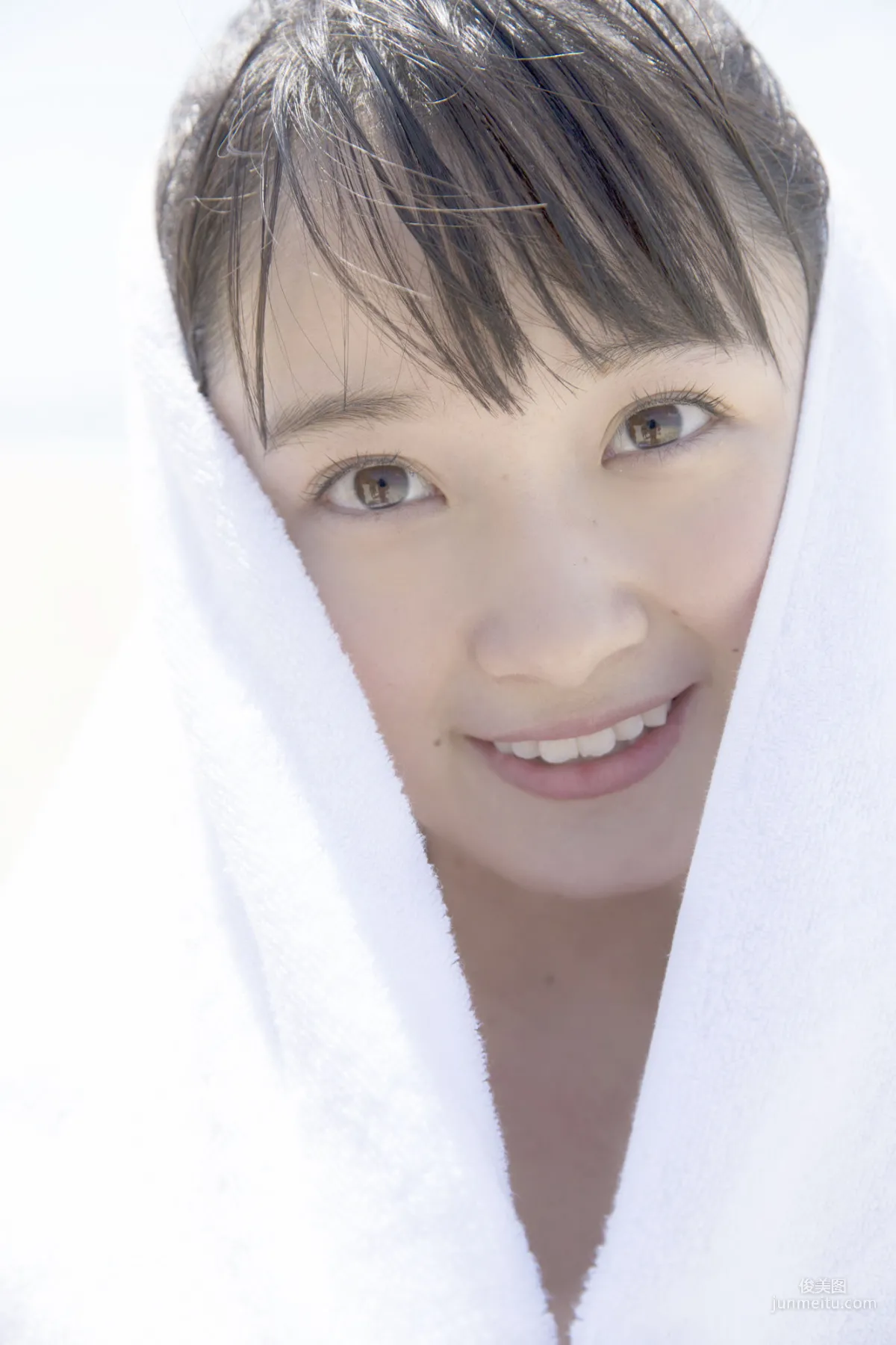Chisaki Morito [Hello! Project Digital Books] Vol.163 Photo Set photo 75