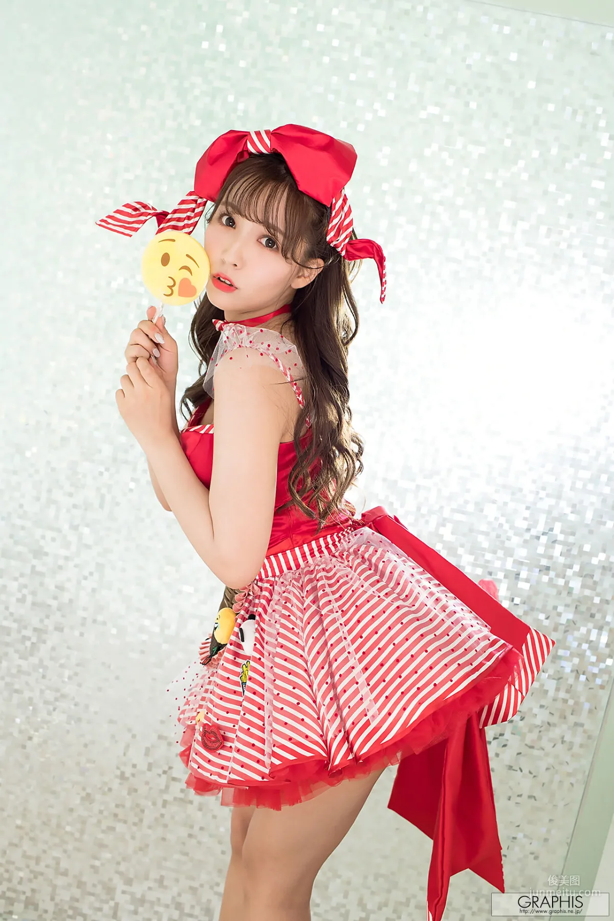 三上悠亜《Valentine Special 2018》[Graphis] LIMITED EDITION 寫真集 4