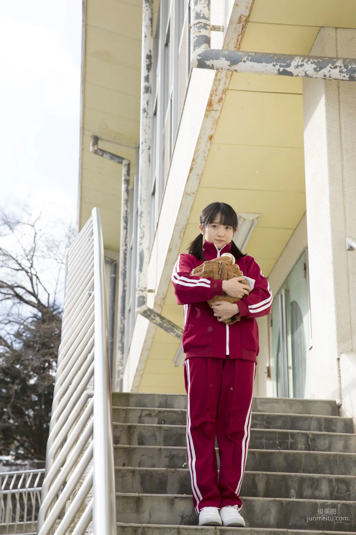 Chisaki Morito [Hello! Project Digital Books] Vol.163 Photo Set photo 10