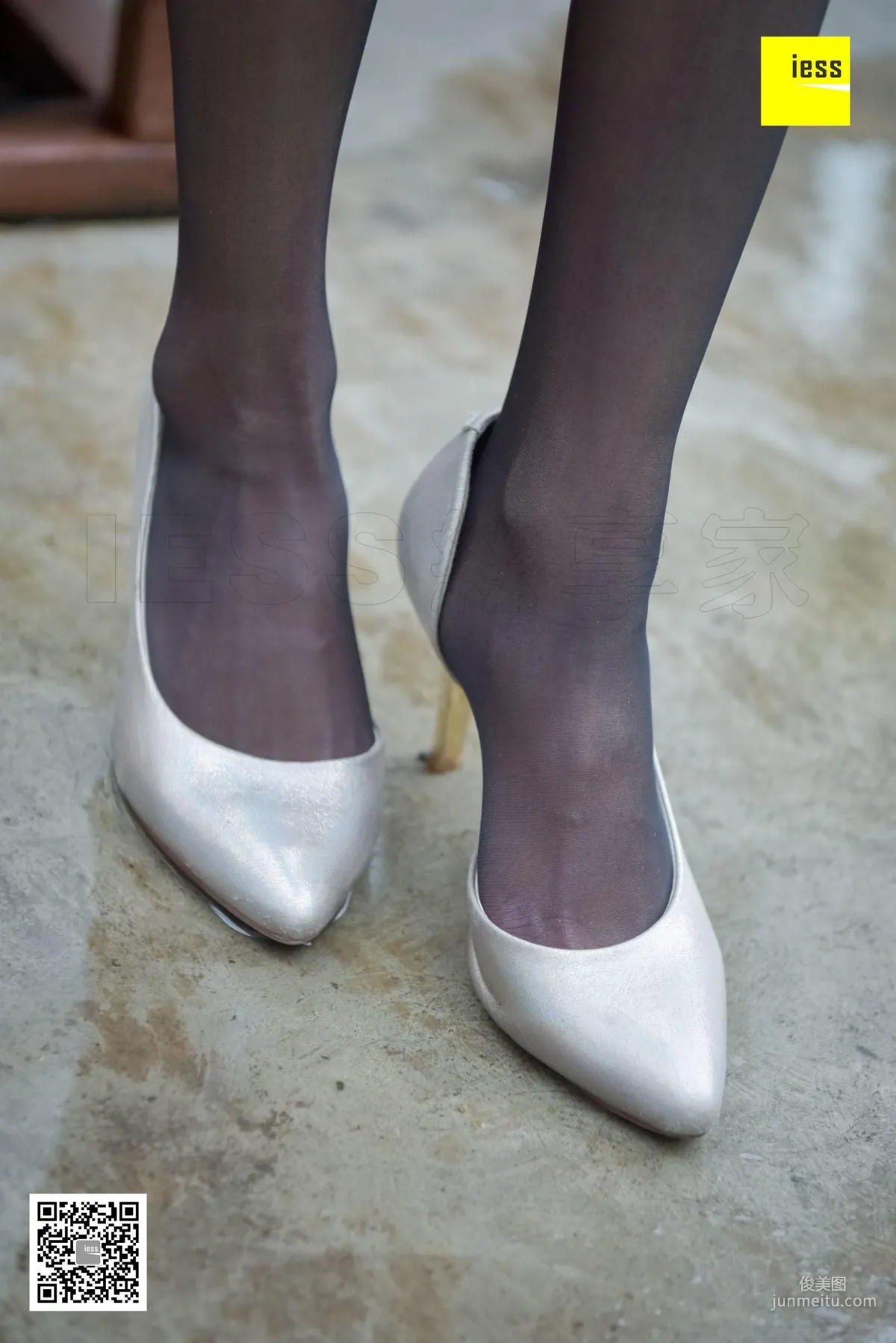 Yong Ying, Black Stockings After the Rain [IESS] Silk Enjoyer 160, Photo Set photo 55