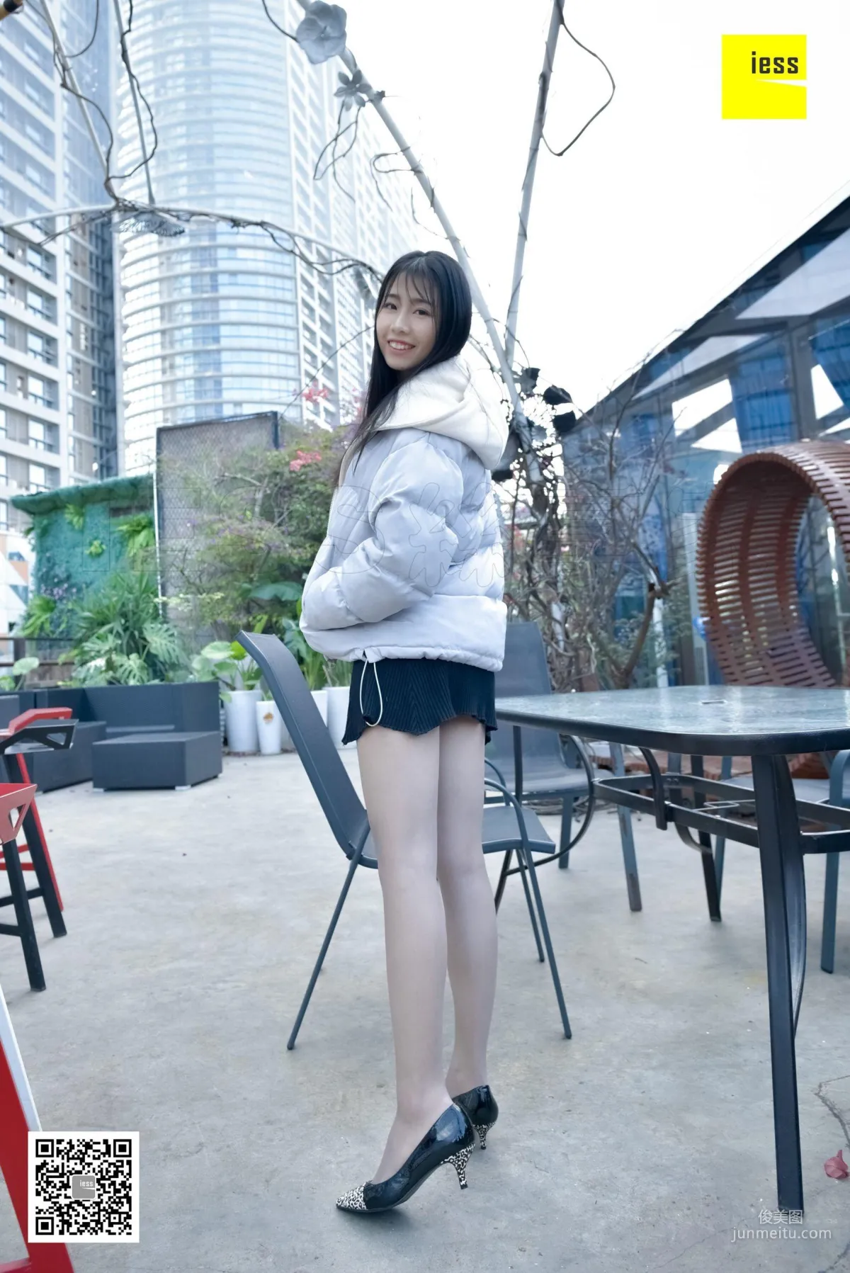 Jia Zhen Plump Slightly Fleshy Legs [IESS] Silk Enjoyer 156 Photo Set photo 46