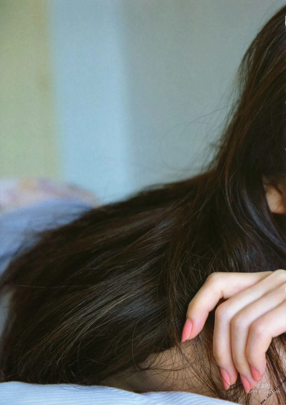 Manatsu Akimoto 1st, Midsummer Pressure Pattern [Photo Books] Photo Set photo 99