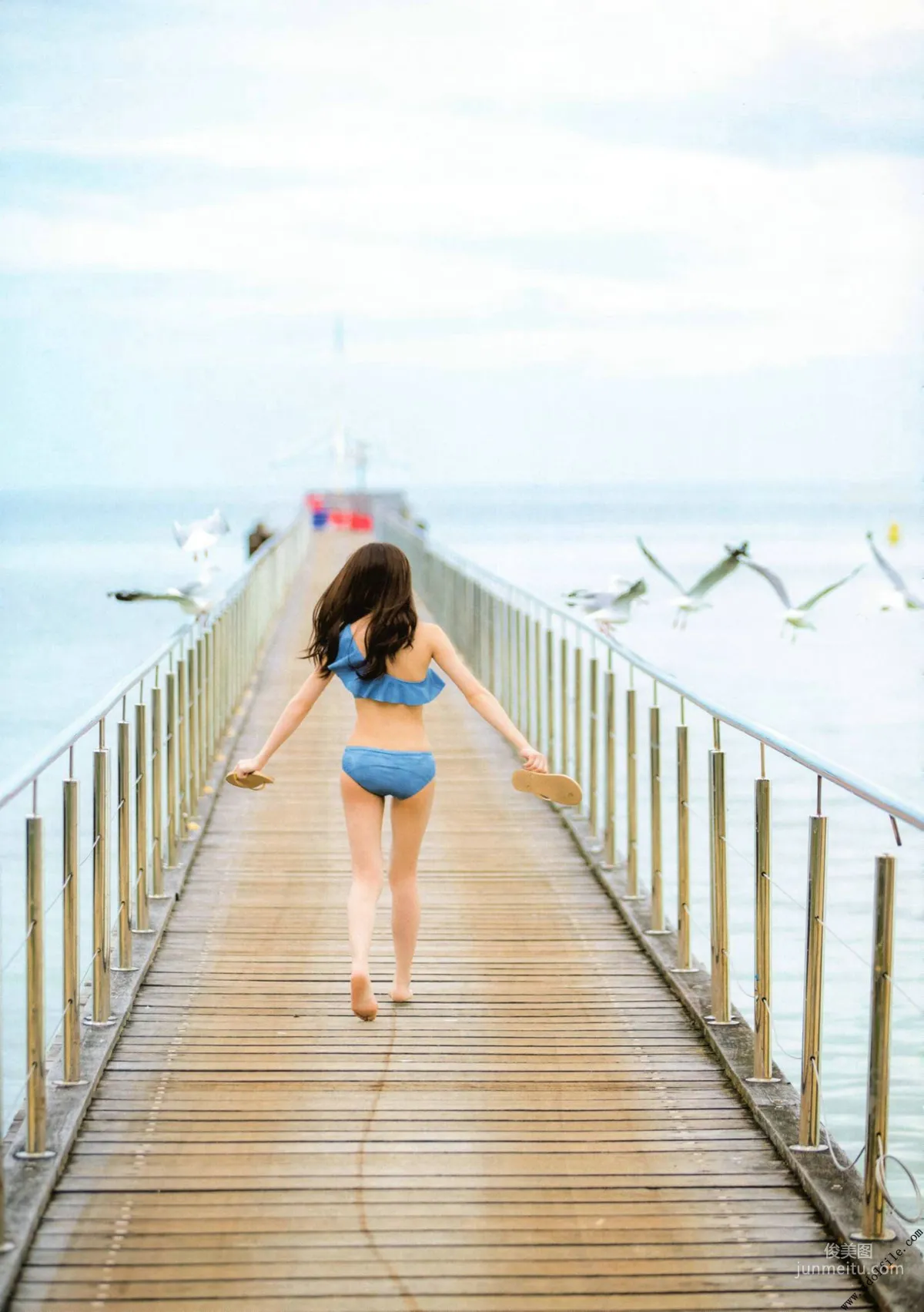Manatsu Akimoto 1st, Midsummer Pressure Pattern [Photo Books] Photo Set photo 116
