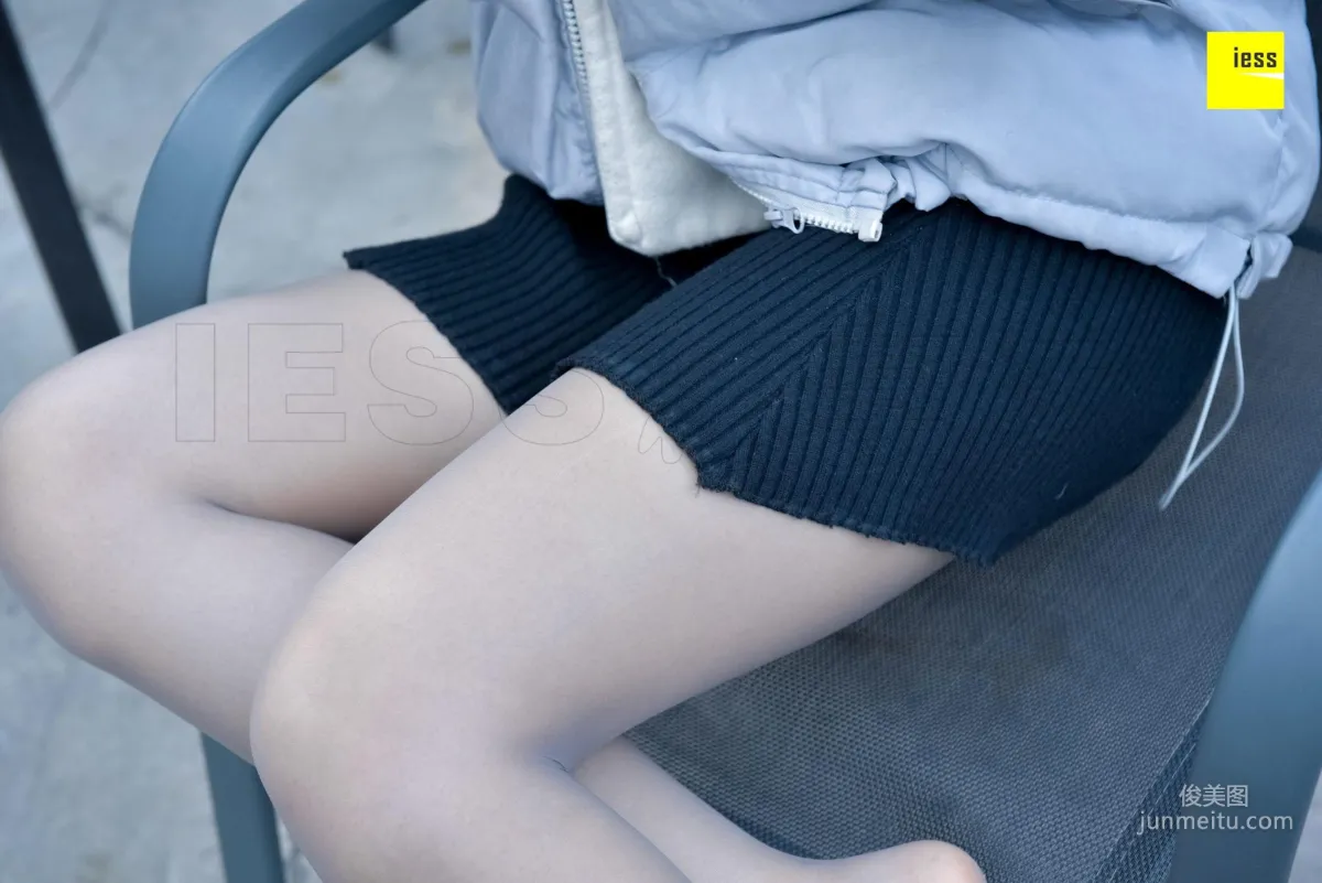 Jia Zhen Plump Slightly Fleshy Legs [IESS] Silk Enjoyer 156 Photo Set photo 63