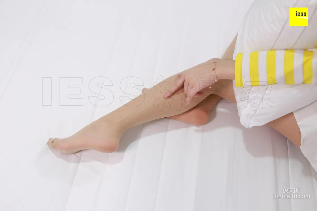 Wen Xin "My Sleeping Beauty Girlfriend" [IESS] Silk Enjoyer 163 Photo Set photo 54