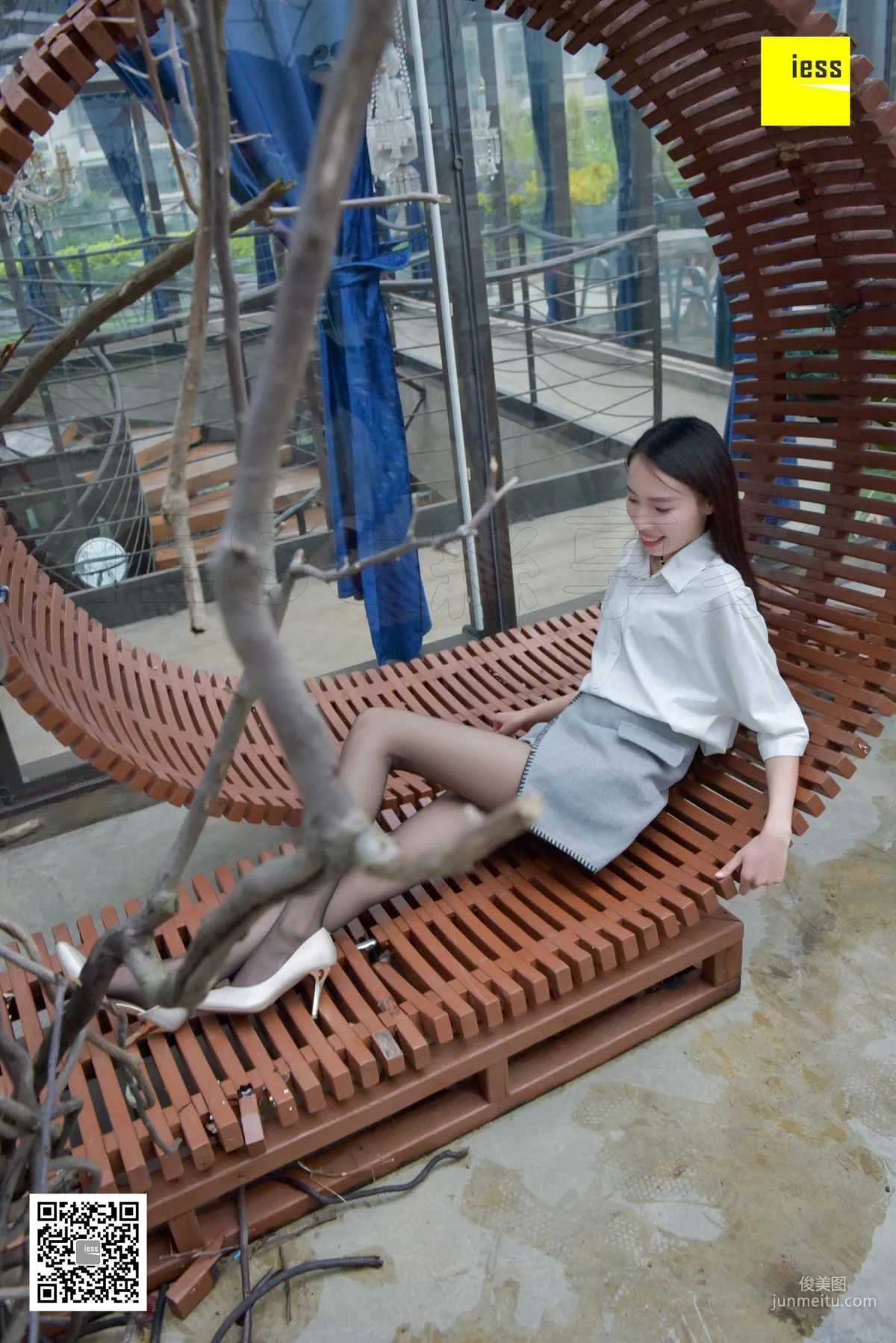 Yong Ying, Black Stockings After the Rain [IESS] Silk Enjoyer 160, Photo Set photo 14