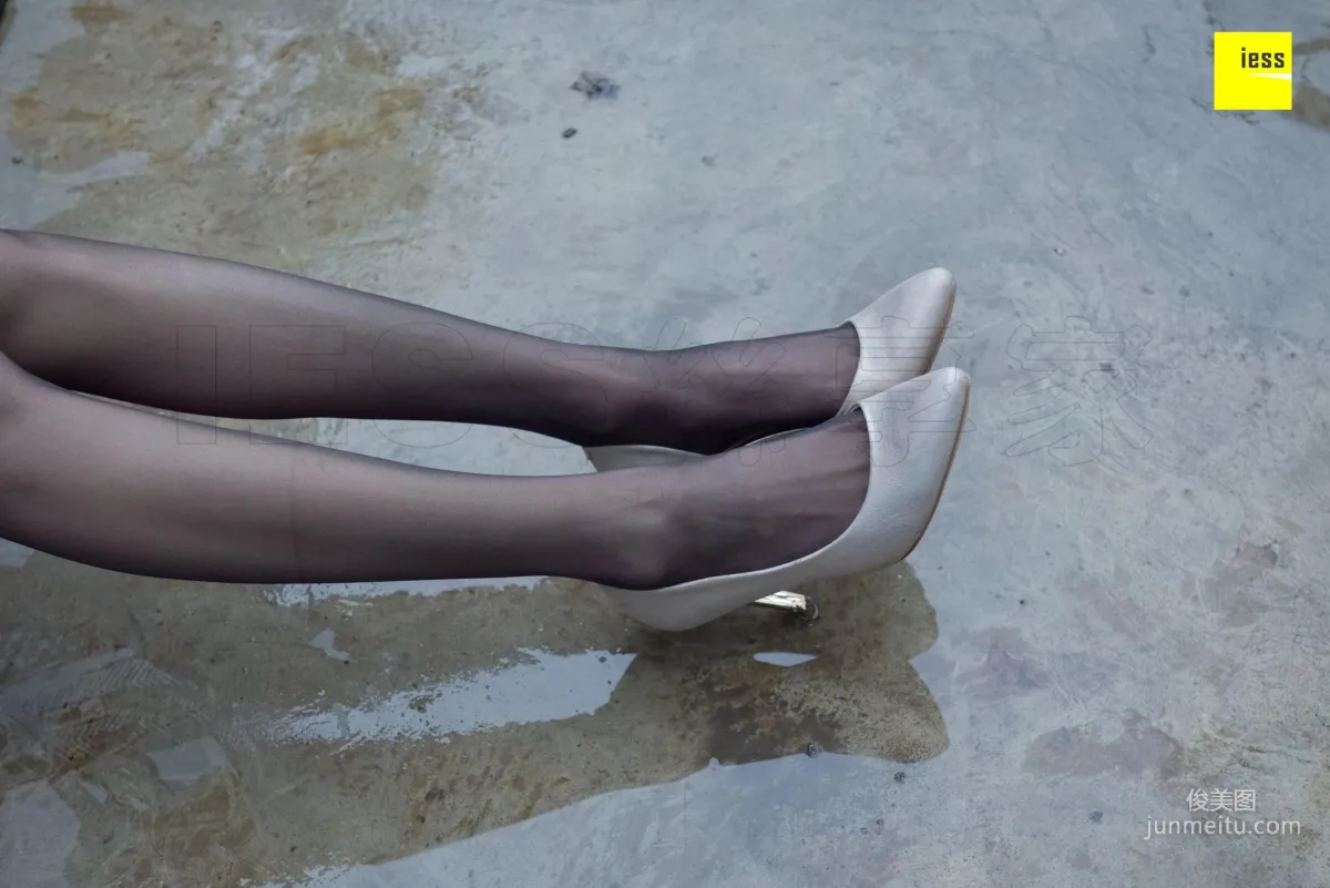 Yong Ying, Black Stockings After the Rain [IESS] Silk Enjoyer 160, Photo Set photo 32