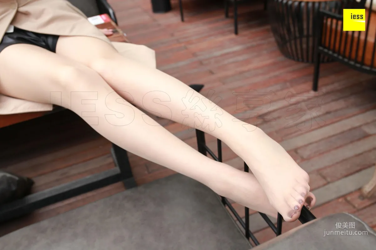 Zi Zi, Pointed Ankle Boots and Sheer Stockings [IESS] Si Xiang Jia 177 Photo Set photo 83