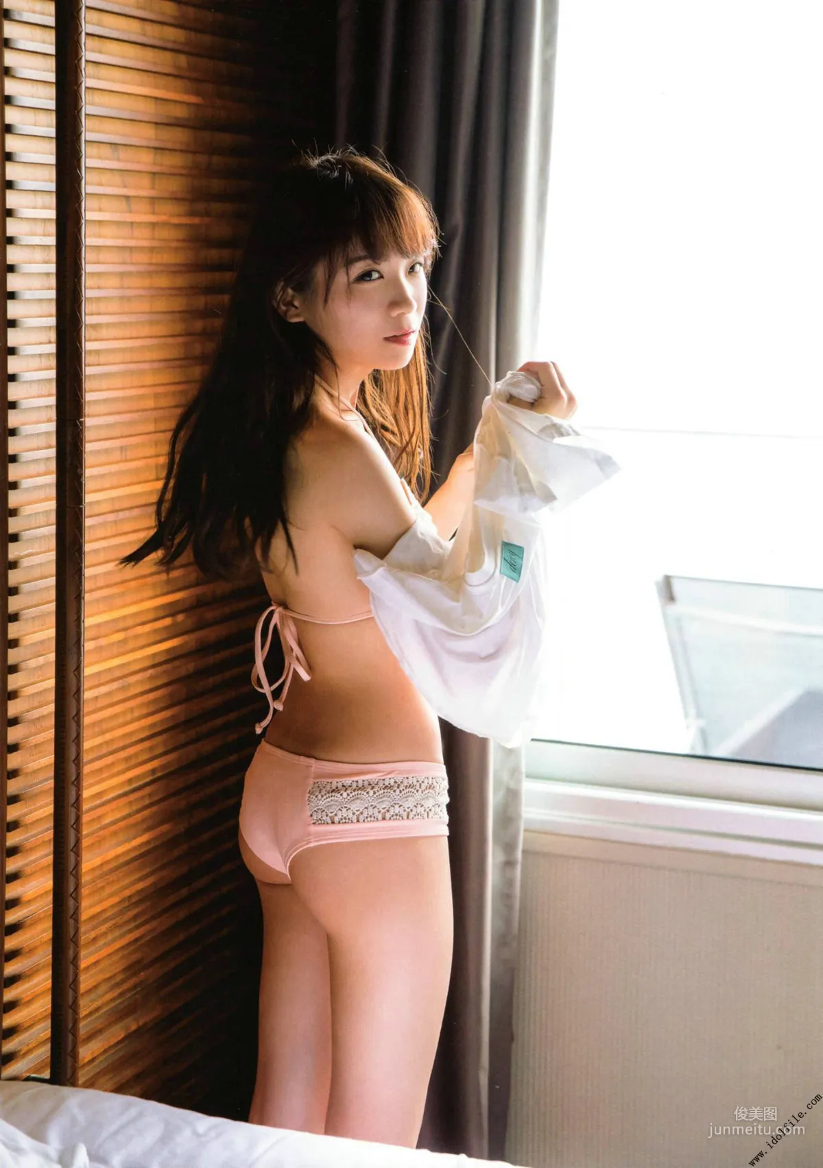 Manatsu Akimoto 1st, Midsummer Pressure Pattern [Photo Books] Photo Set photo 121