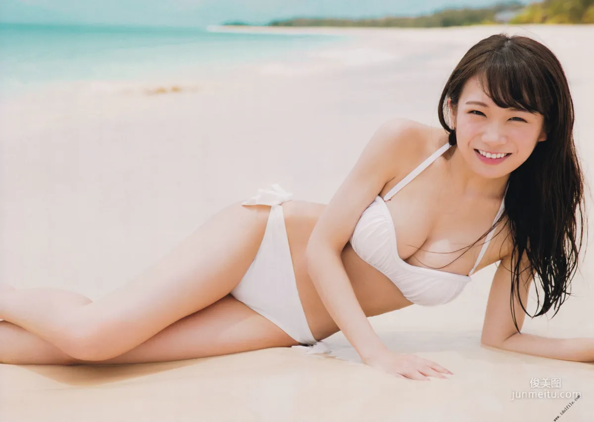 Manatsu Akimoto 1st, Midsummer Pressure Pattern [Photo Books] Photo Set photo 19