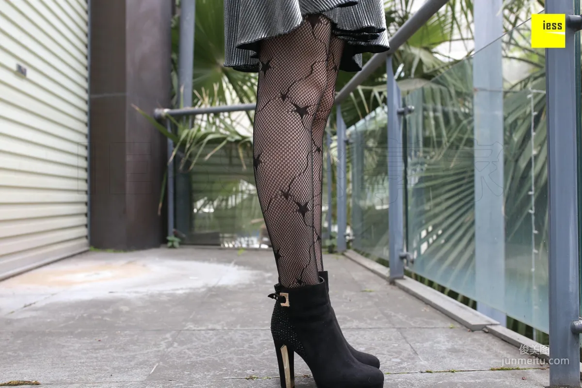 Zi Zi "Star Fishnet Stockings and Ankle Boots" [IESS] Silk Enjoyer 158 Photo Set photo 2