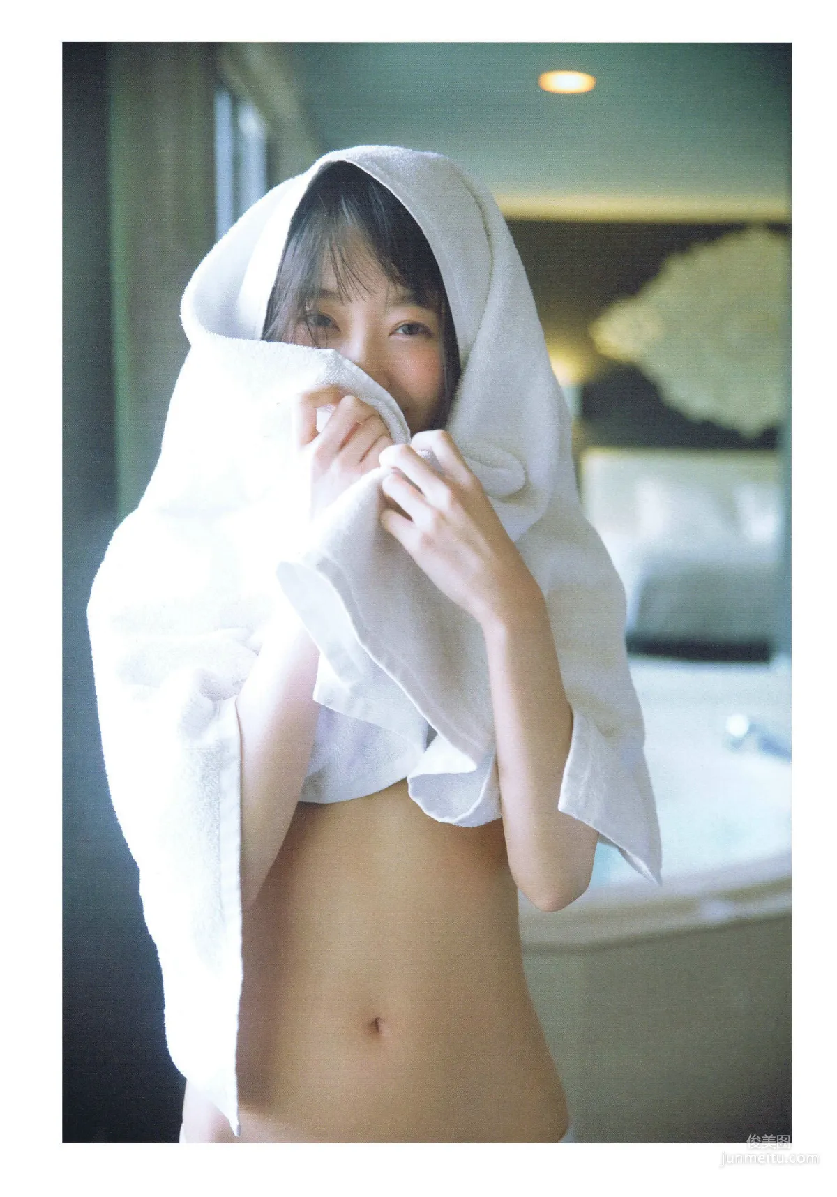 堀未央奈《君らしさ》 [PhotoBook] 写真集79