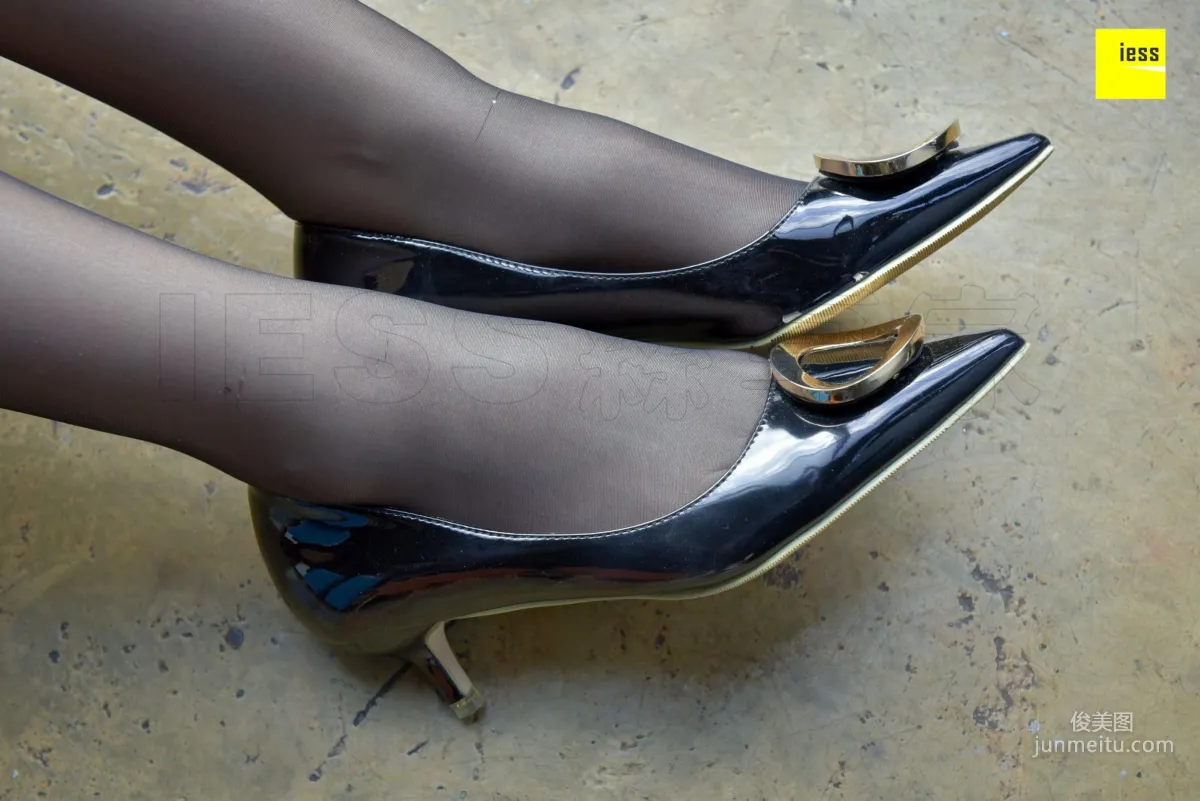 Jia Zhen, Plump and Fleshy Black Stockings [IESS] Silk Enjoyer 183 Photo Set photo 22