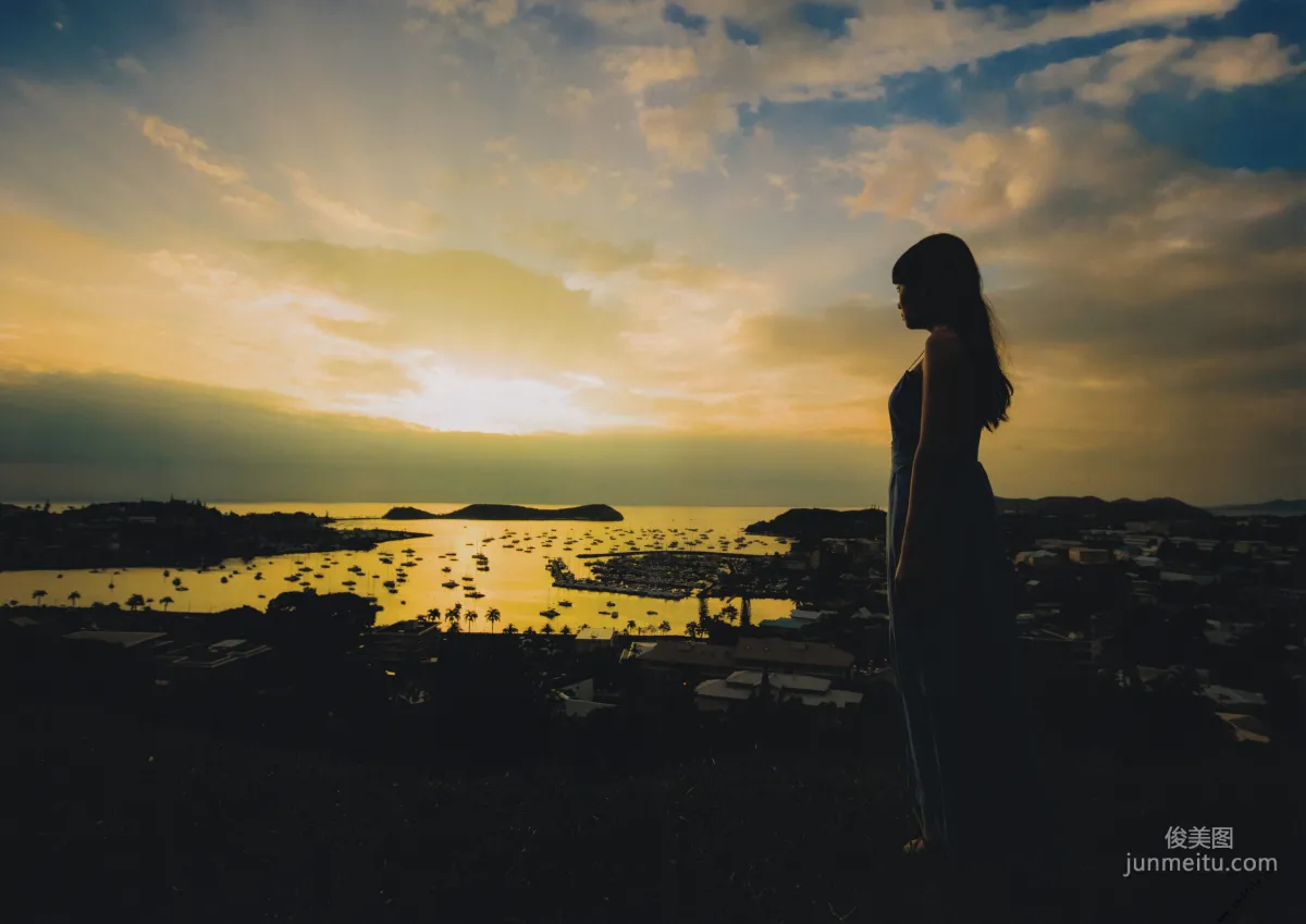 Manatsu Akimoto 1st, Midsummer Pressure Pattern [Photo Books] Photo Set photo 55