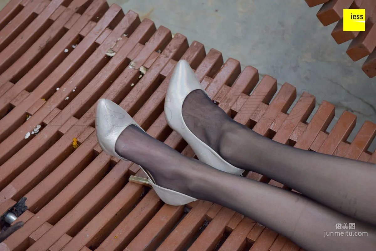 Yong Ying, Black Stockings After the Rain [IESS] Silk Enjoyer 160, Photo Set photo 10