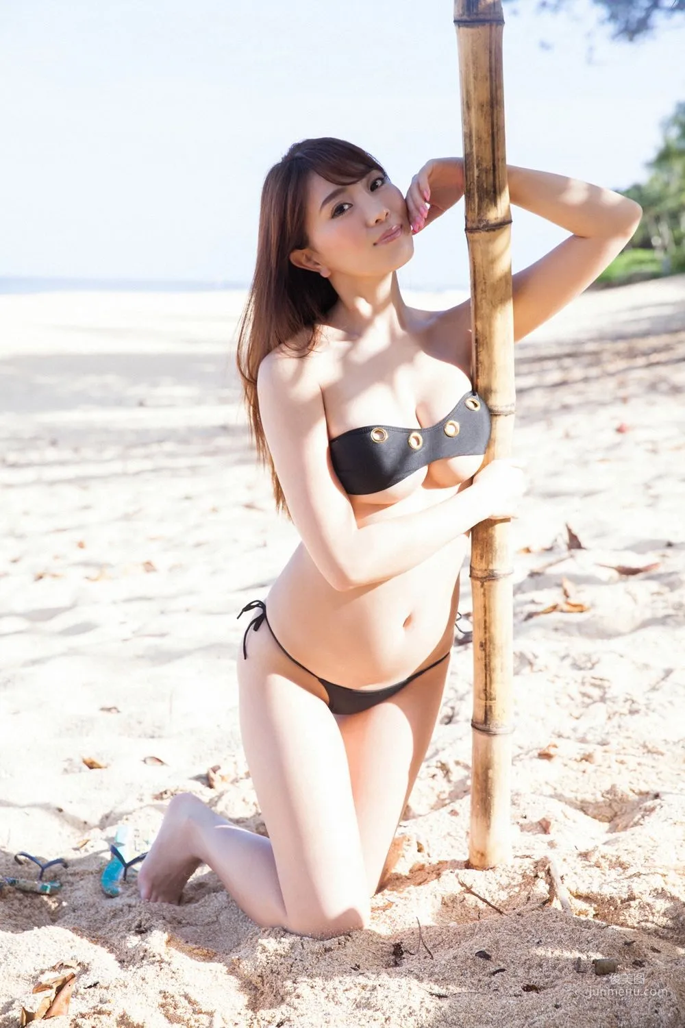 Tomomi Morisaki, Forbidden Fruit [YS Web] Vol.793 Photo Set photo 10