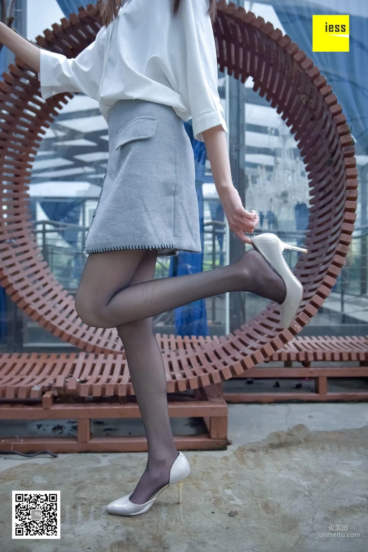 Yong Ying, Black Stockings After the Rain [IESS] Silk Enjoyer 160, Photo Set photo 53