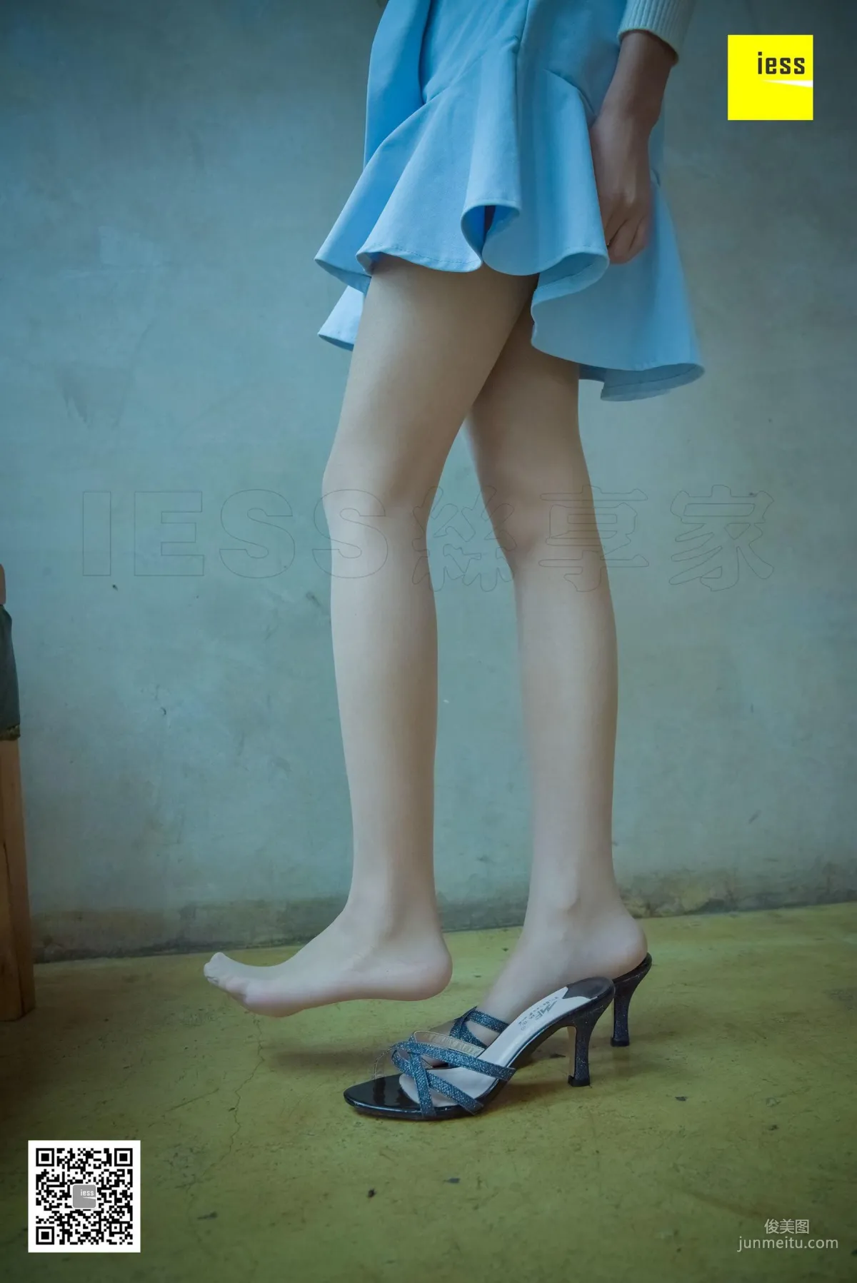 Mu Mu, Alluring Charm Meat-Color Stockings and Sandals [IESS] Silk Enjoyer 166 Photo Set photo 3