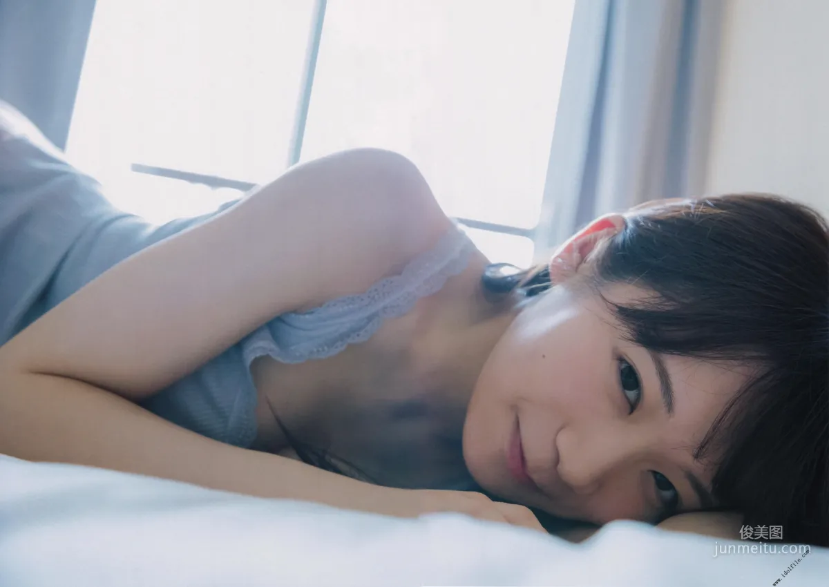 Manatsu Akimoto 1st, Midsummer Pressure Pattern [Photo Books] Photo Set photo 98