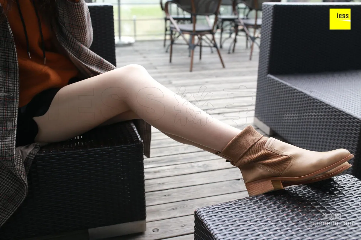 Zi Zi, Domineering Ankle Boots and Flesh-Colored Stockings [IESS] Silk Enjoyer 168 Photo Set photo 5