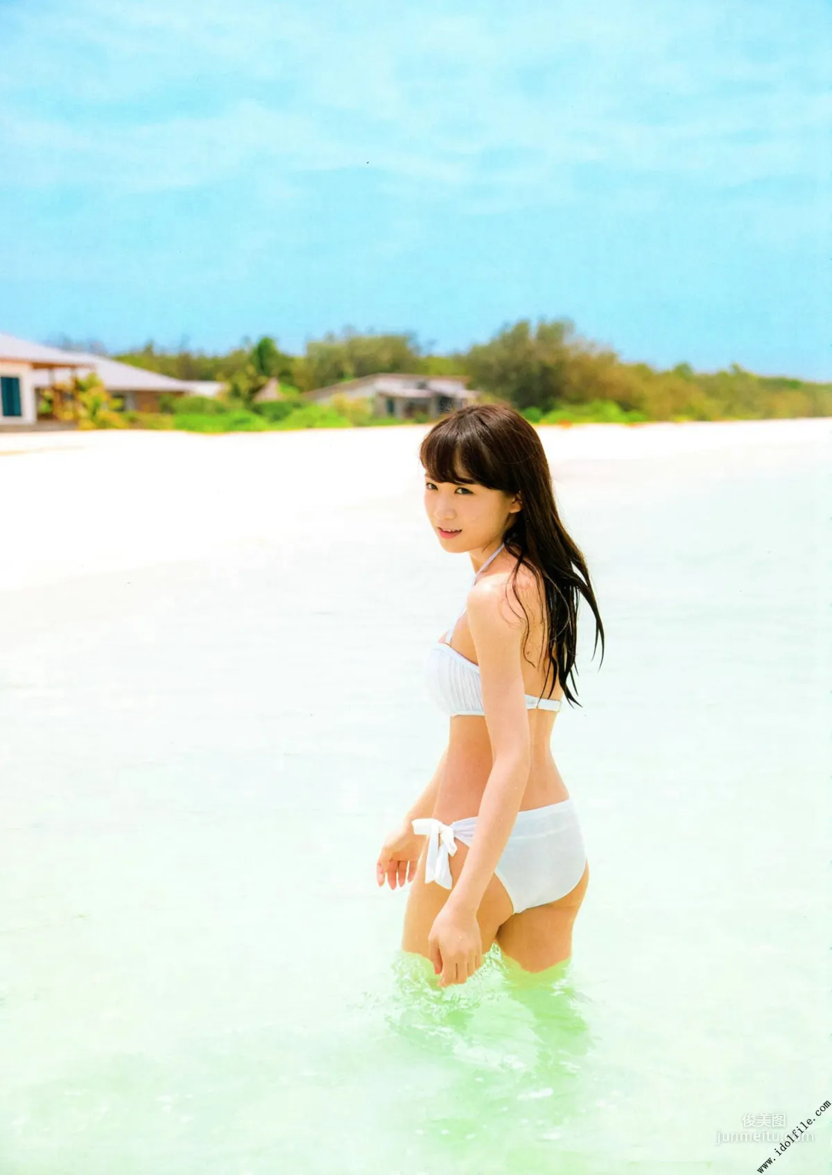 Manatsu Akimoto 1st, Midsummer Pressure Pattern [Photo Books] Photo Set photo 10