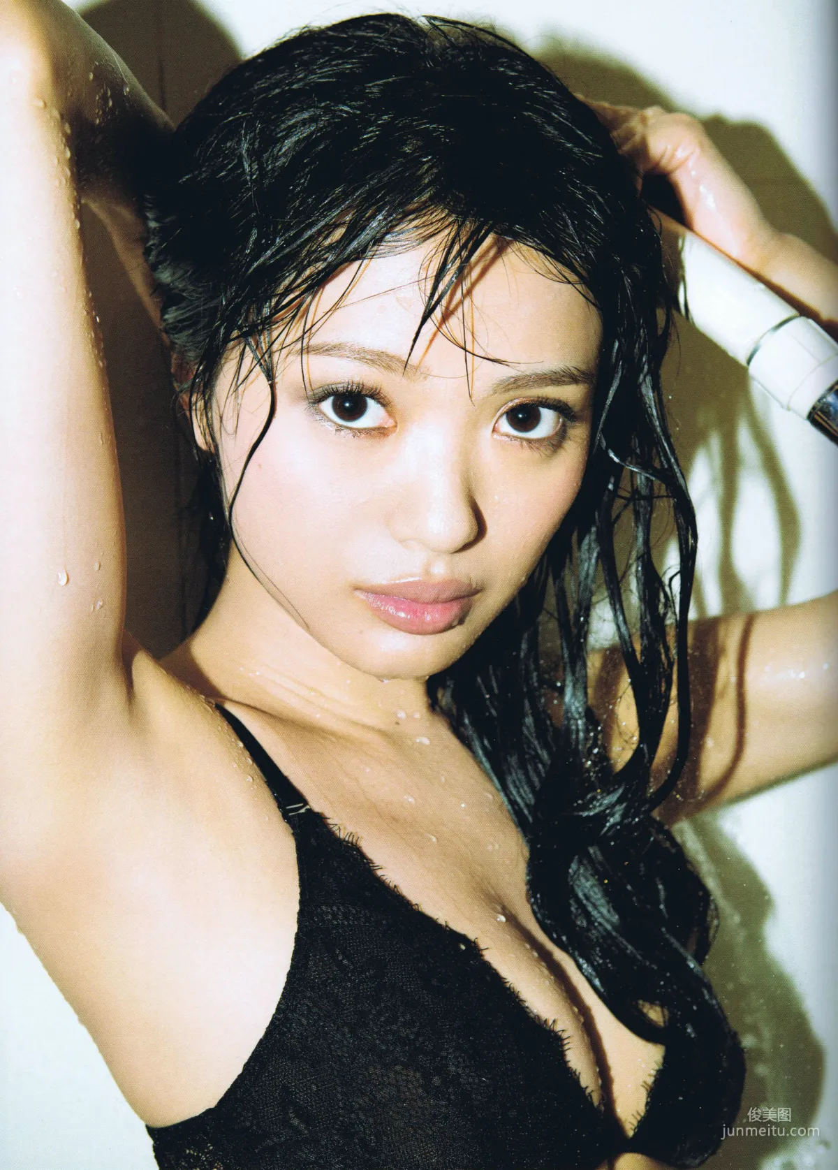 北原里英《そして》 [PhotoBook] 写真集88