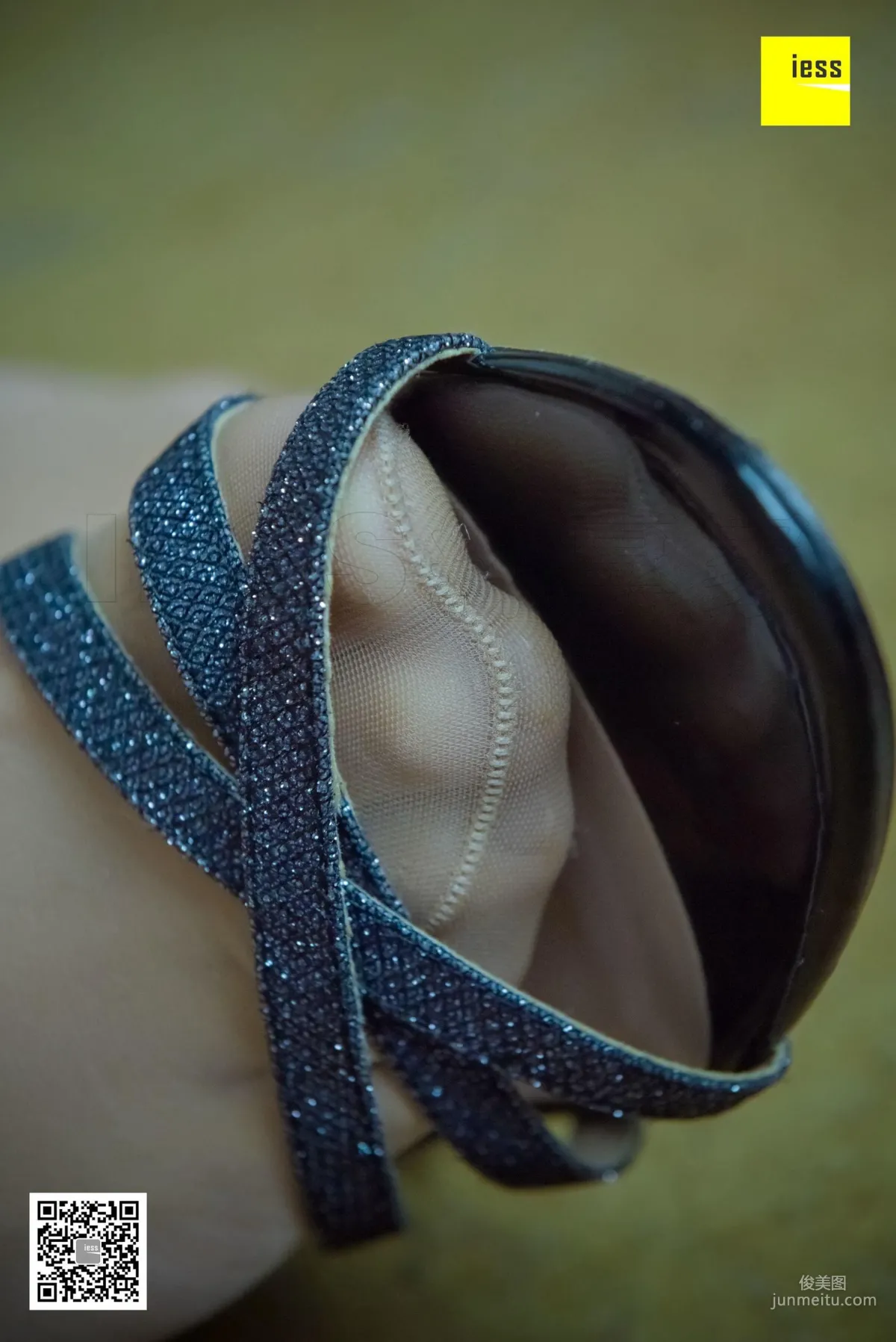 Mu Mu, Alluring Charm Meat-Color Stockings and Sandals [IESS] Silk Enjoyer 166 Photo Set photo 57