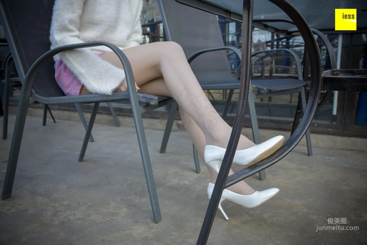 Jia Zhen, Fresh Pink Short Skirt and Flesh Stockings [IESS] Silk Enjoyer 170 Photo Set photo 99