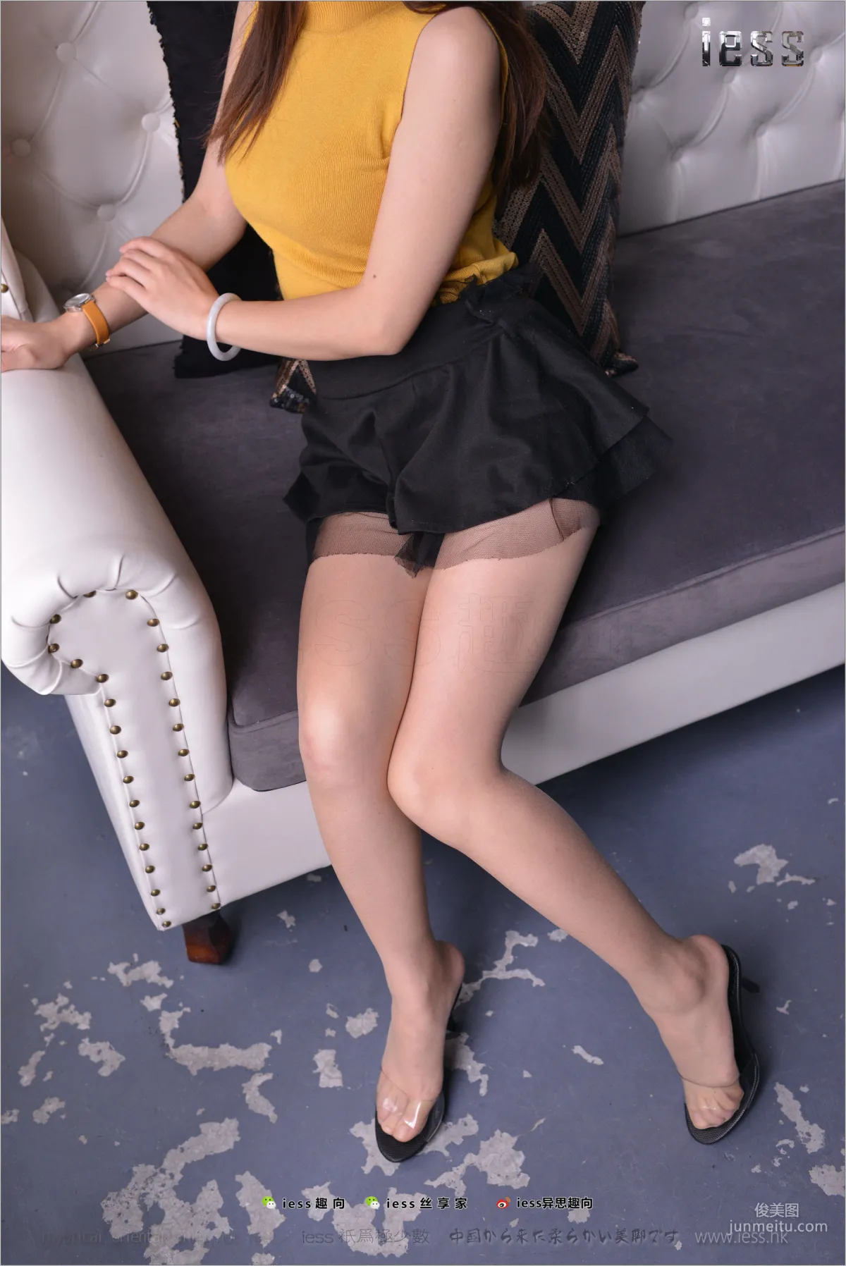 Xiao Jie, A Head Start in Staring [IESS] Silk Stockings Bento 192 Photo Set photo 16