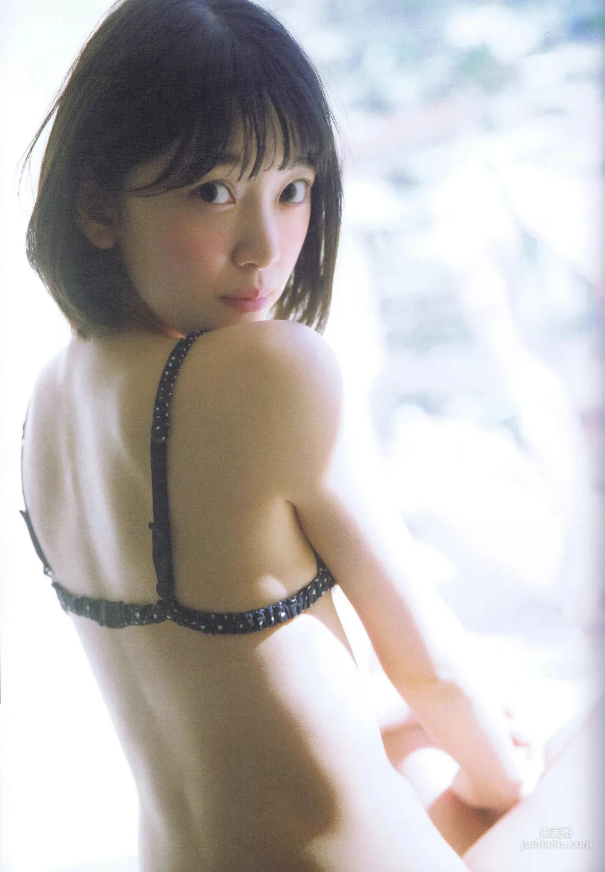 堀未央奈《君らしさ》 [PhotoBook] 写真集60