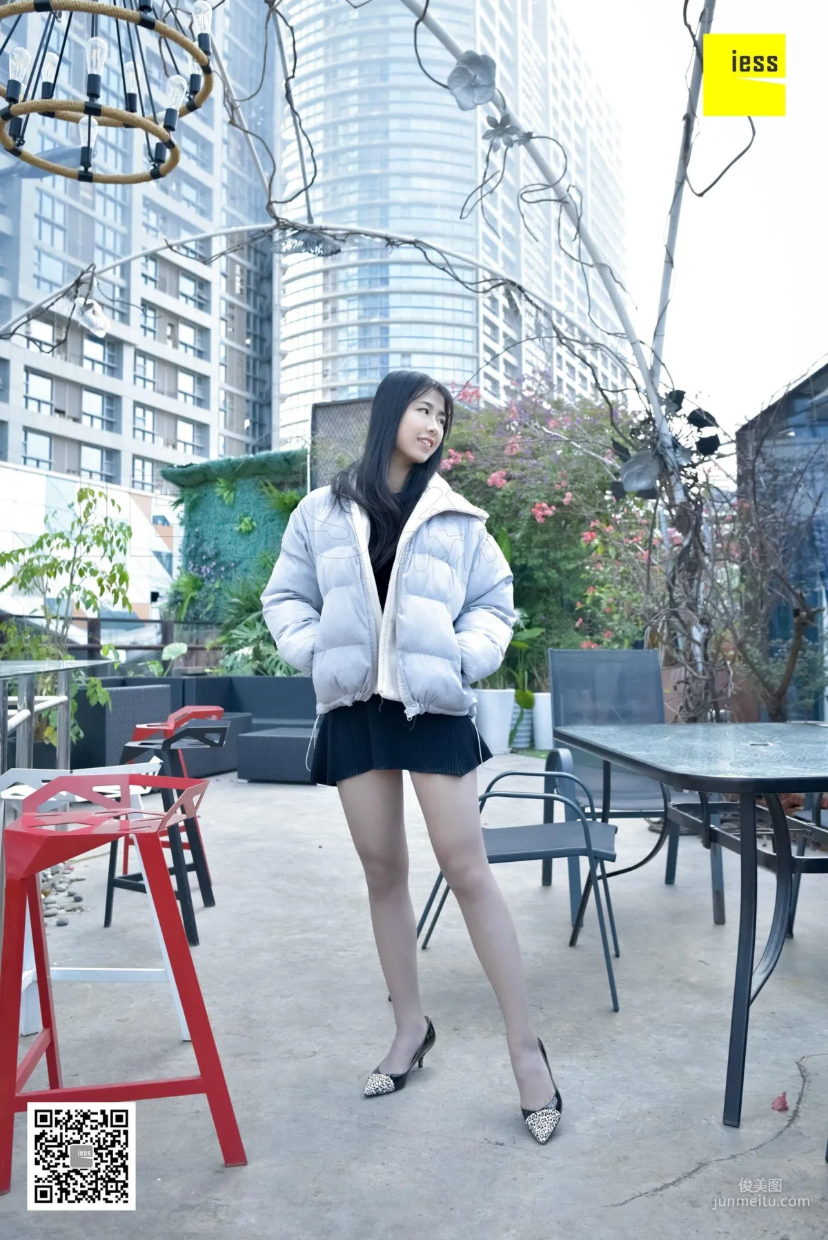 Jia Zhen Plump Slightly Fleshy Legs [IESS] Silk Enjoyer 156 Photo Set photo 44
