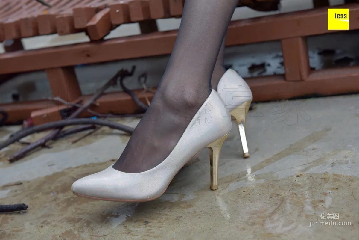 Yong Ying, Black Stockings After the Rain [IESS] Silk Enjoyer 160, Photo Set photo 12