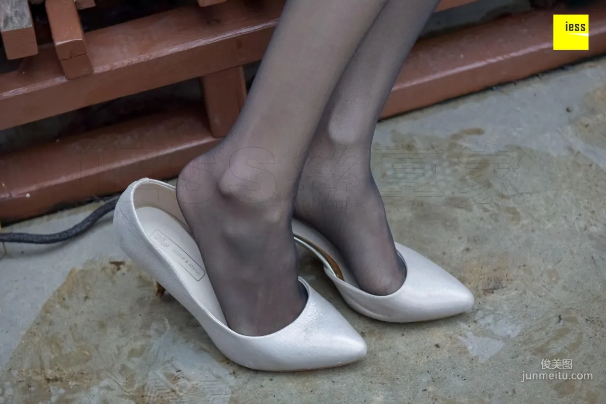 Yong Ying, Black Stockings After the Rain [IESS] Silk Enjoyer 160, Photo Set photo 40