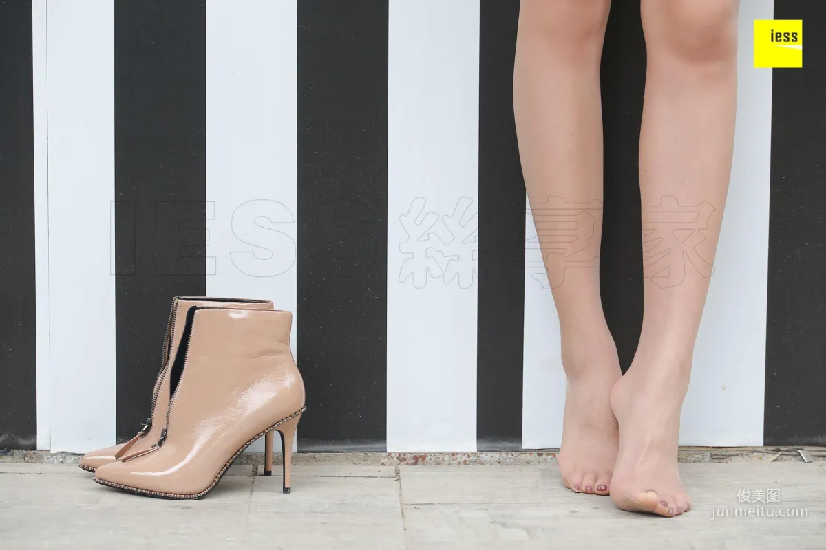 Qi Qi, Nude Patent Leather Ankle Boots [IESS] Silk Enjoyer 162 Photo Set photo 84