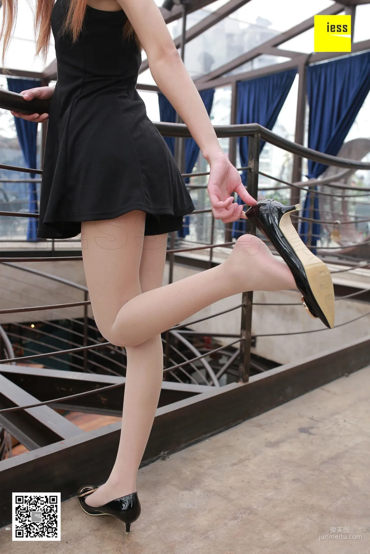 Jing Jing, Slip Dress and Flesh-Colored Stockings [IESS] Silk Enjoyer 164 Photo Set photo 41