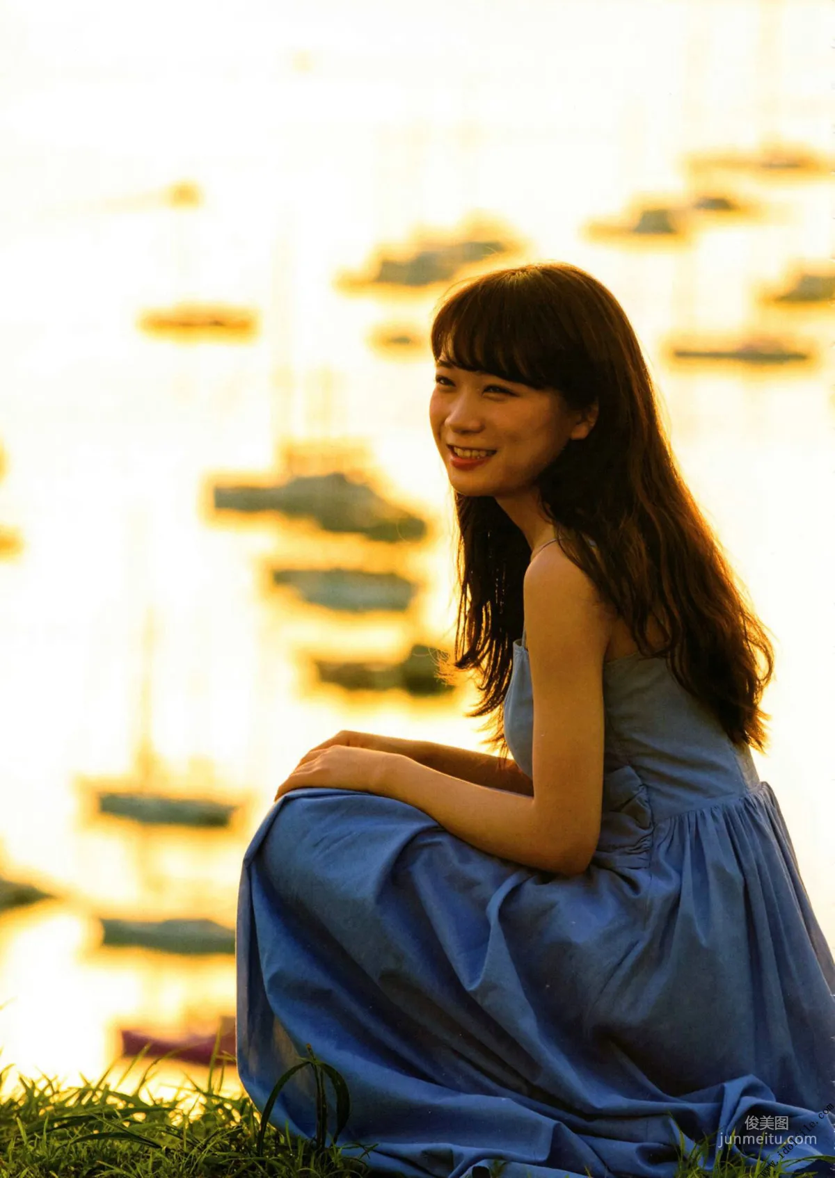 Manatsu Akimoto 1st, Midsummer Pressure Pattern [Photo Books] Photo Set photo 50