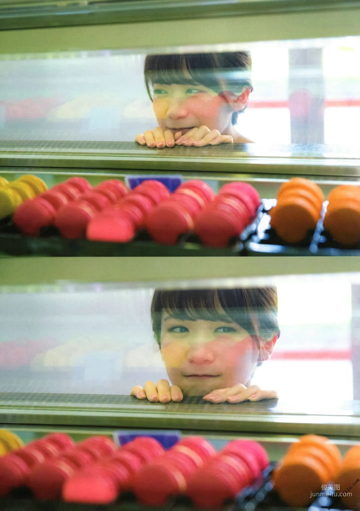 Manatsu Akimoto 1st, Midsummer Pressure Pattern [Photo Books] Photo Set photo 136