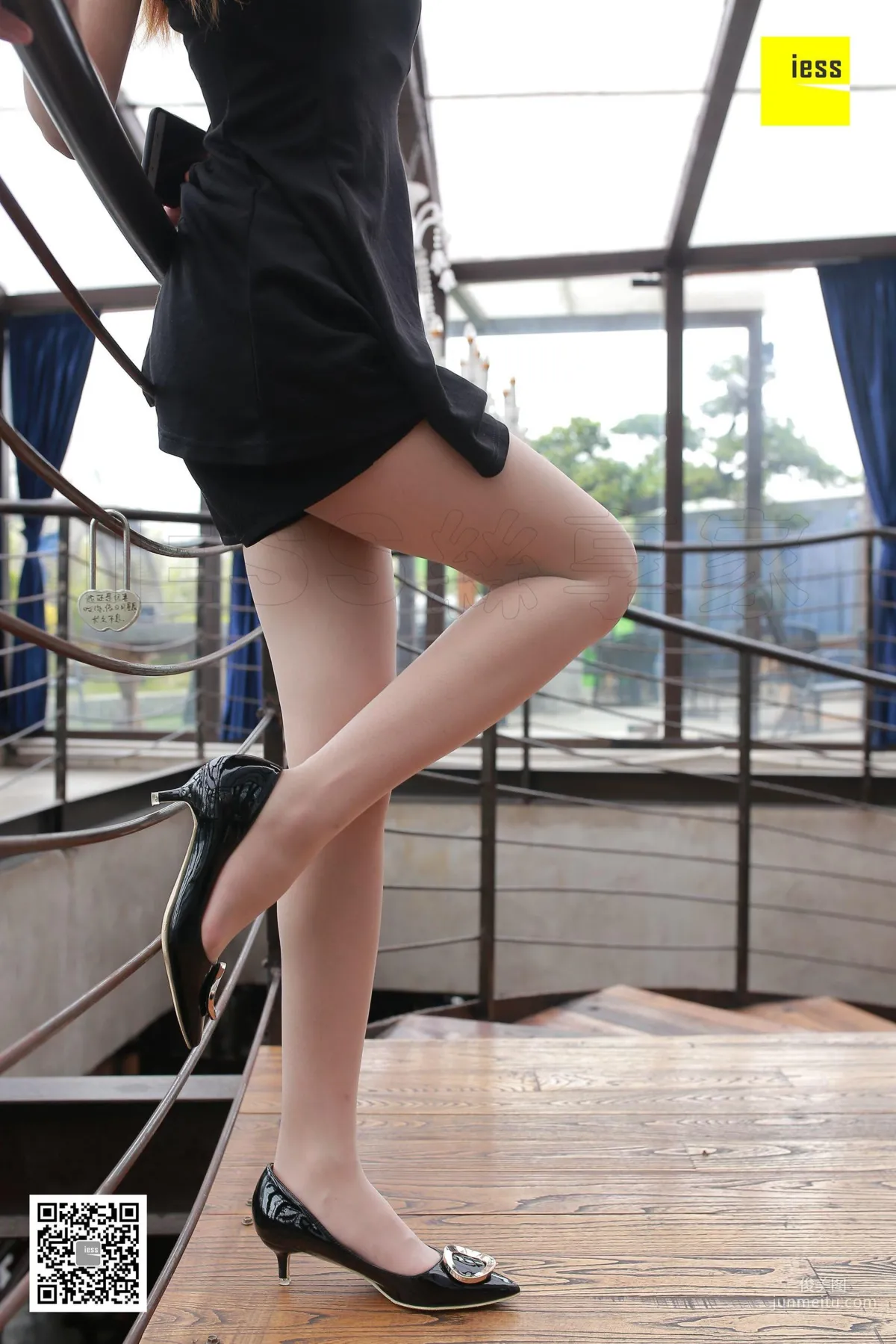 Jing Jing, Slip Dress and Flesh-Colored Stockings [IESS] Silk Enjoyer 164 Photo Set photo 22