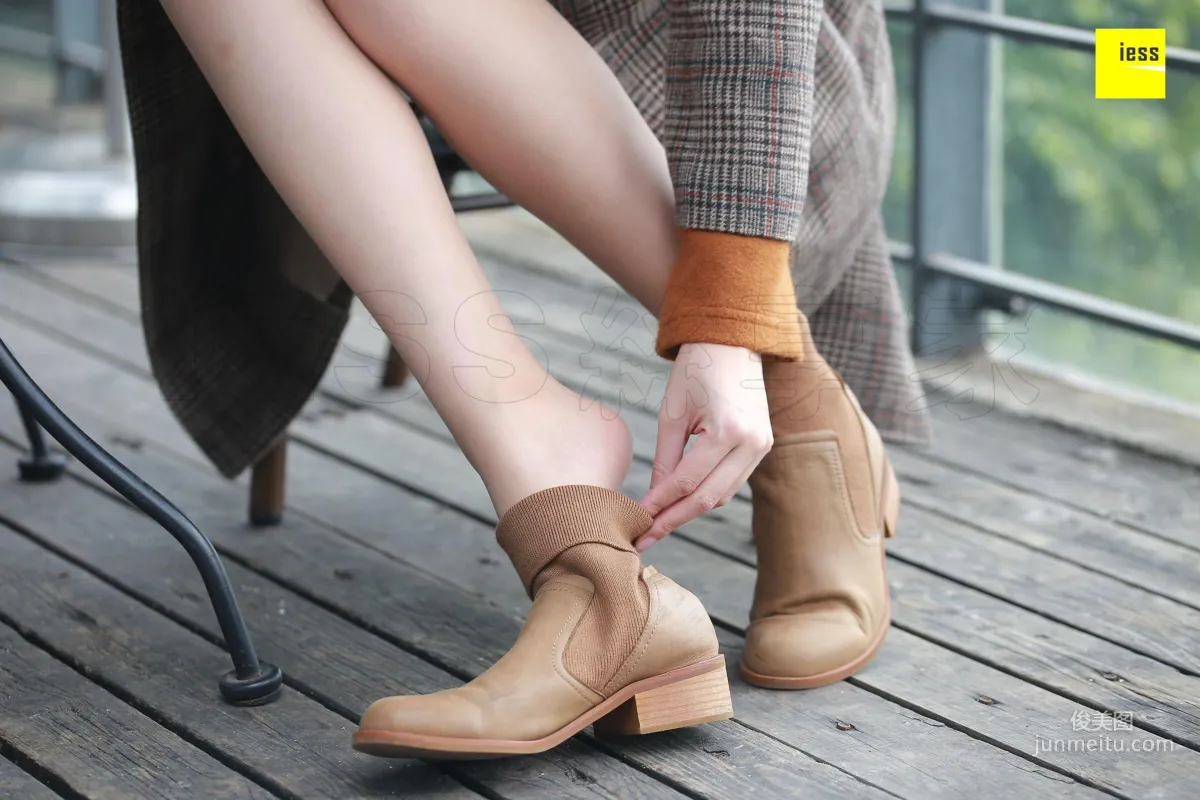 Zi Zi, Domineering Ankle Boots and Flesh-Colored Stockings [IESS] Silk Enjoyer 168 Photo Set photo 22