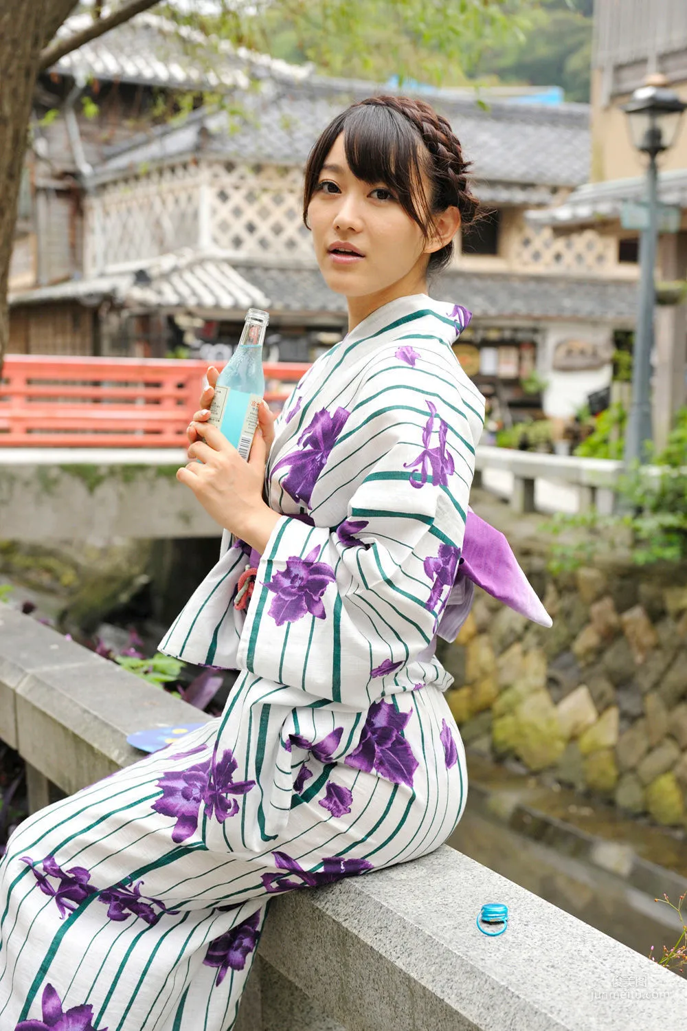 Shou Nishino, Hot Spring of Desire, Barely Showing [Photo Books] Photo Set photo 9