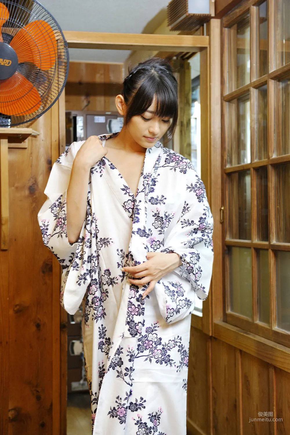 西野翔《秘寶館 ギリ見せ☆》 [PhotoBook] 寫真集 34