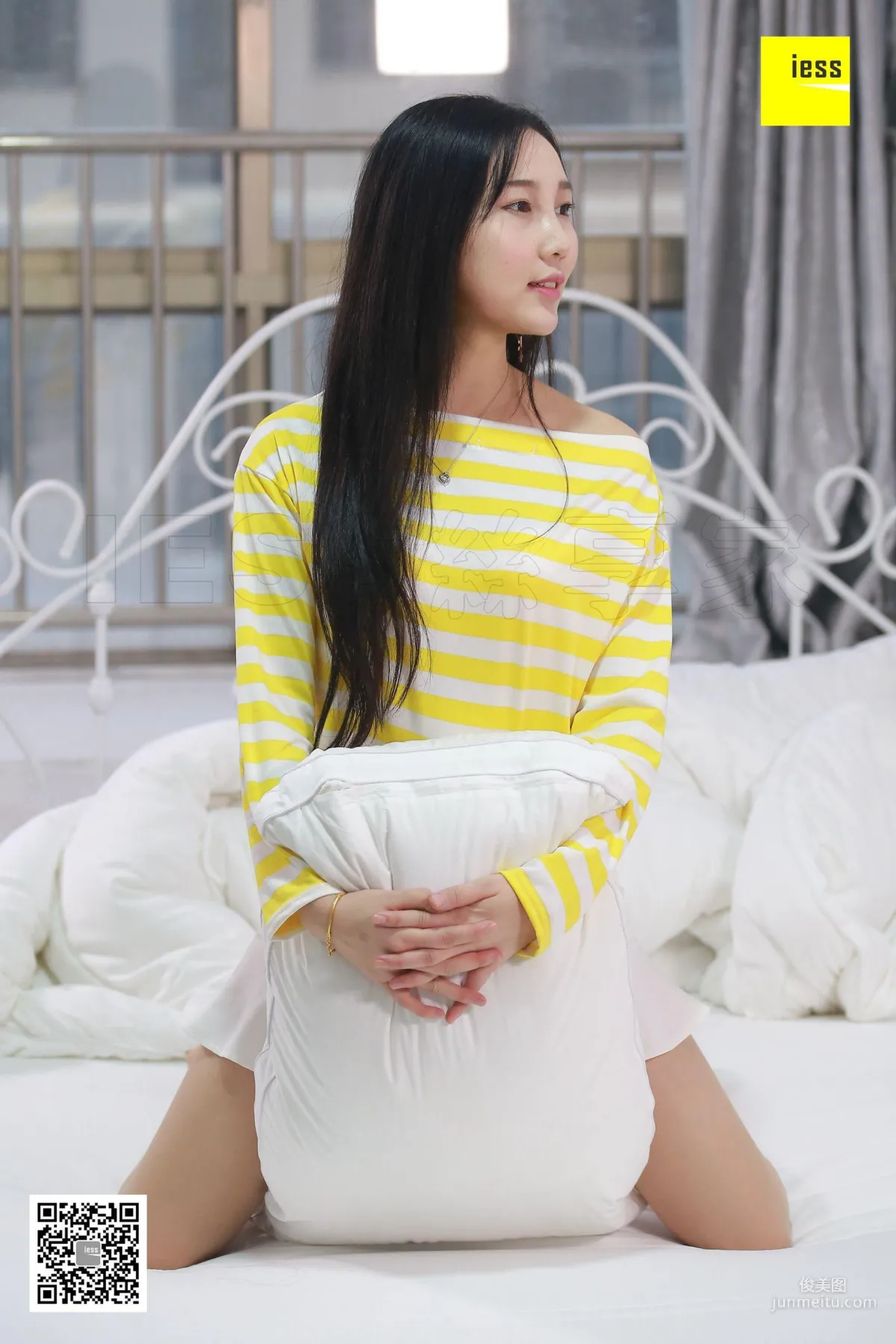 Wen Xin "My Sleeping Beauty Girlfriend" [IESS] Silk Enjoyer 163 Photo Set photo 38