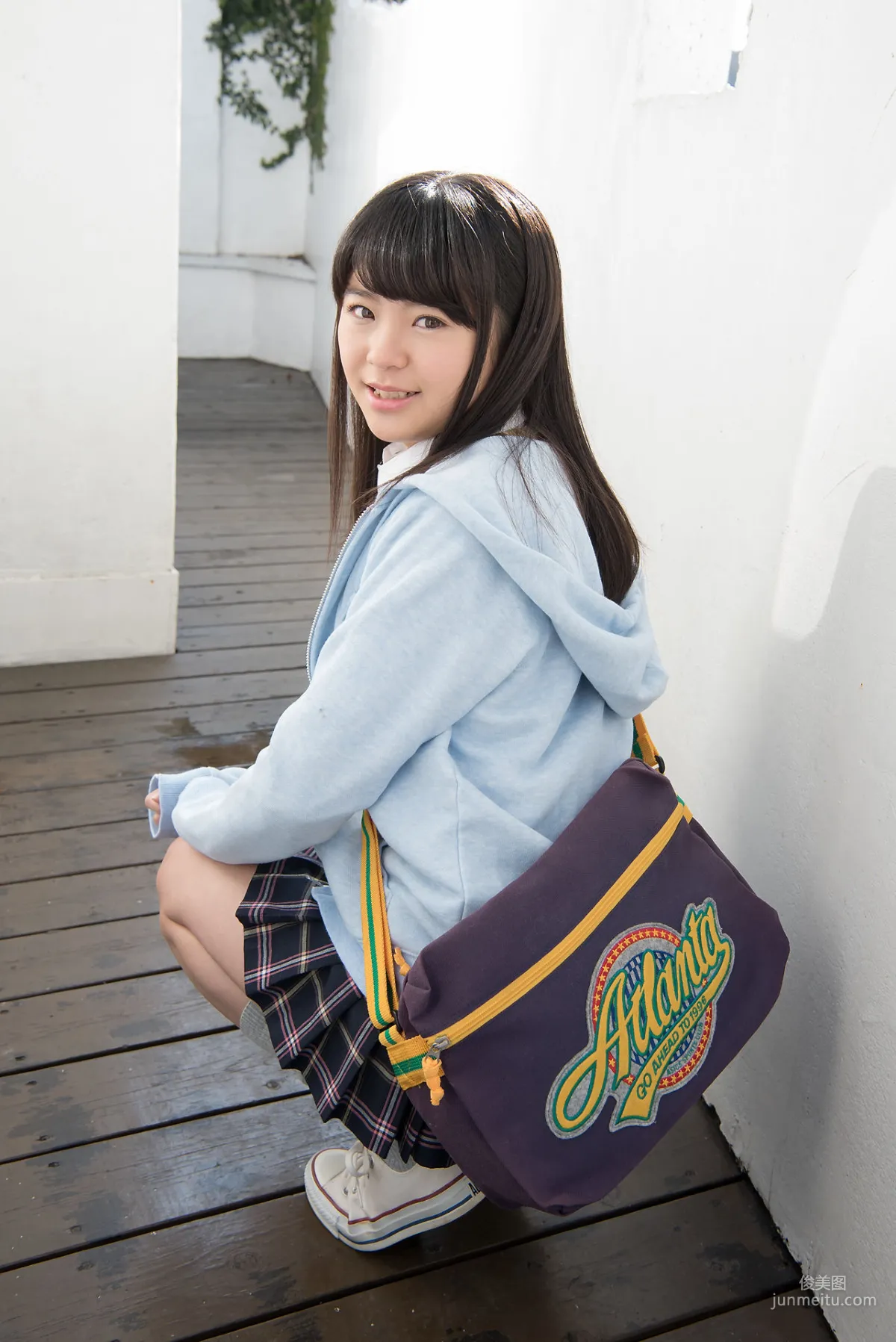 Mika Hisakawa 久川美佳 [Minisuka] Regular Gallery 01 写真集14
