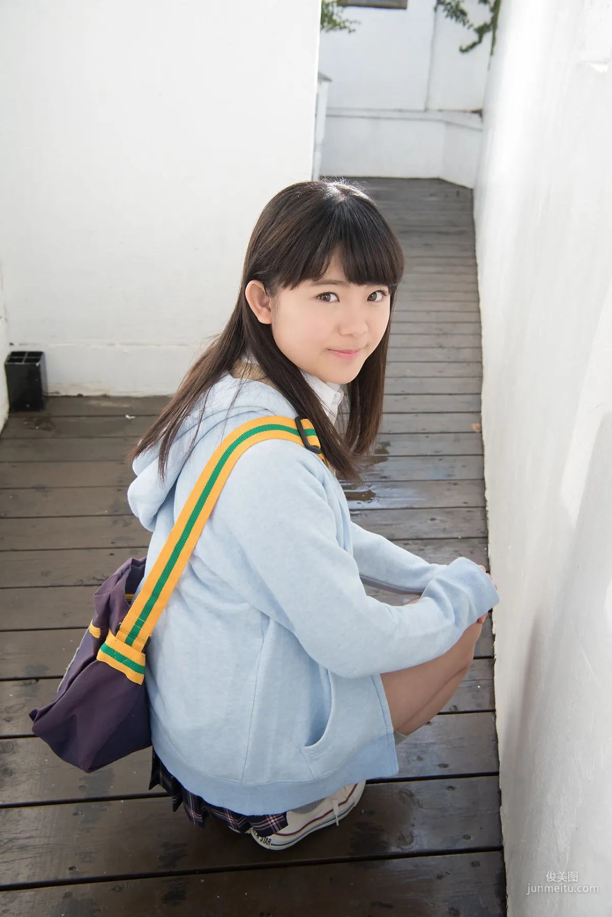 Mika Hisakawa 久川美佳 [Minisuka] Regular Gallery 01 写真集15