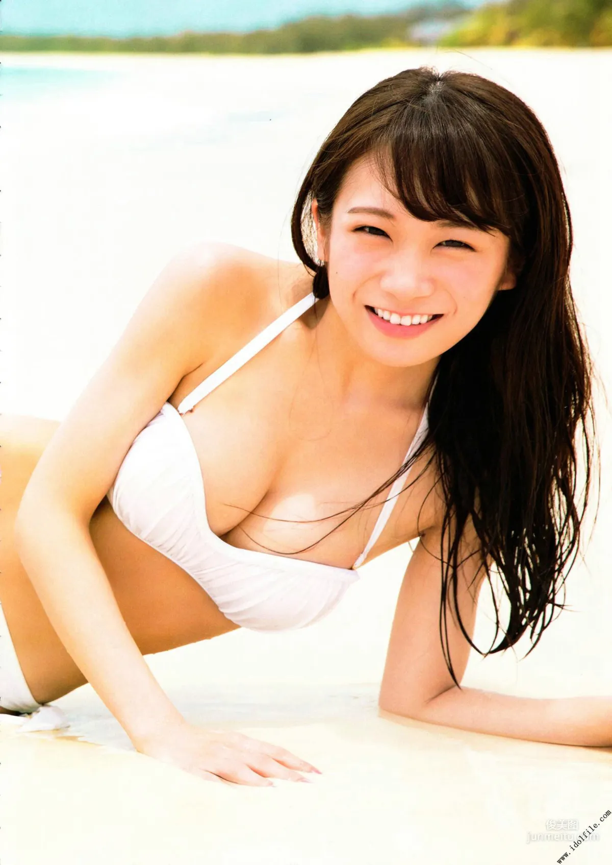 Manatsu Akimoto 1st, Midsummer Pressure Pattern [Photo Books] Photo Set photo 18