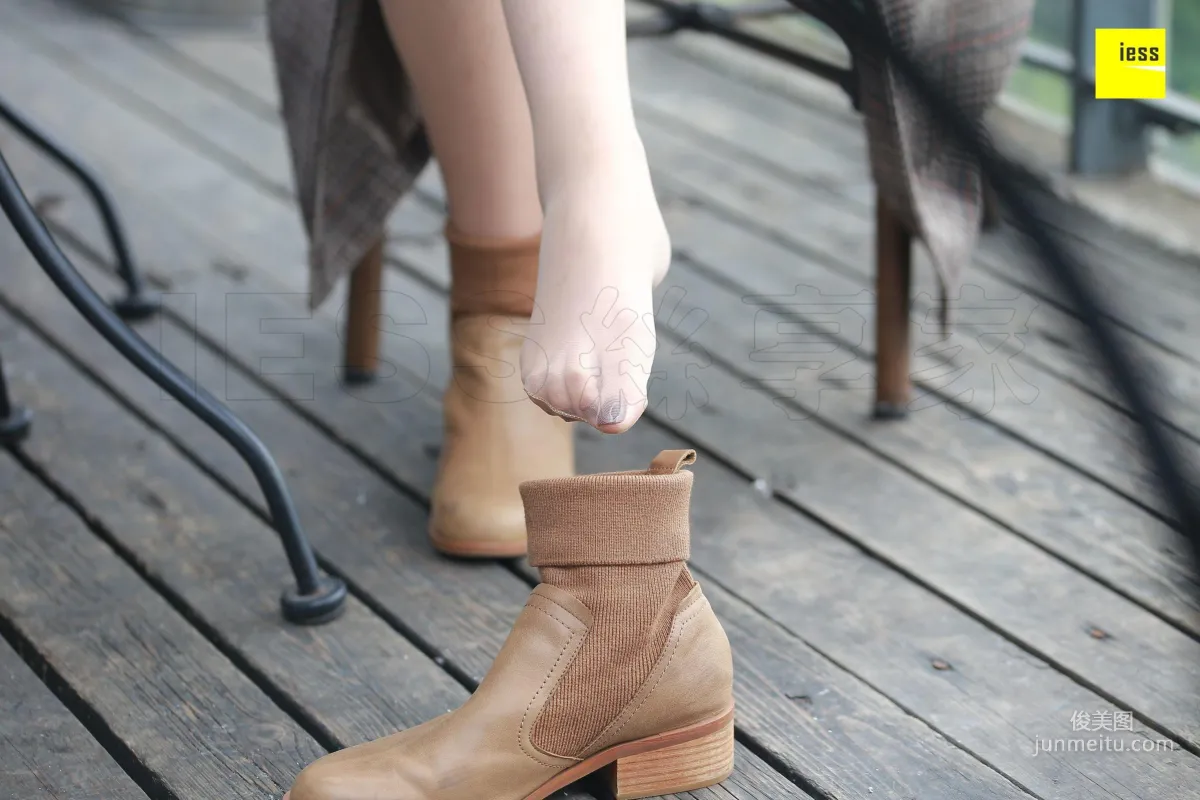 Zi Zi, Domineering Ankle Boots and Flesh-Colored Stockings [IESS] Silk Enjoyer 168 Photo Set photo 25